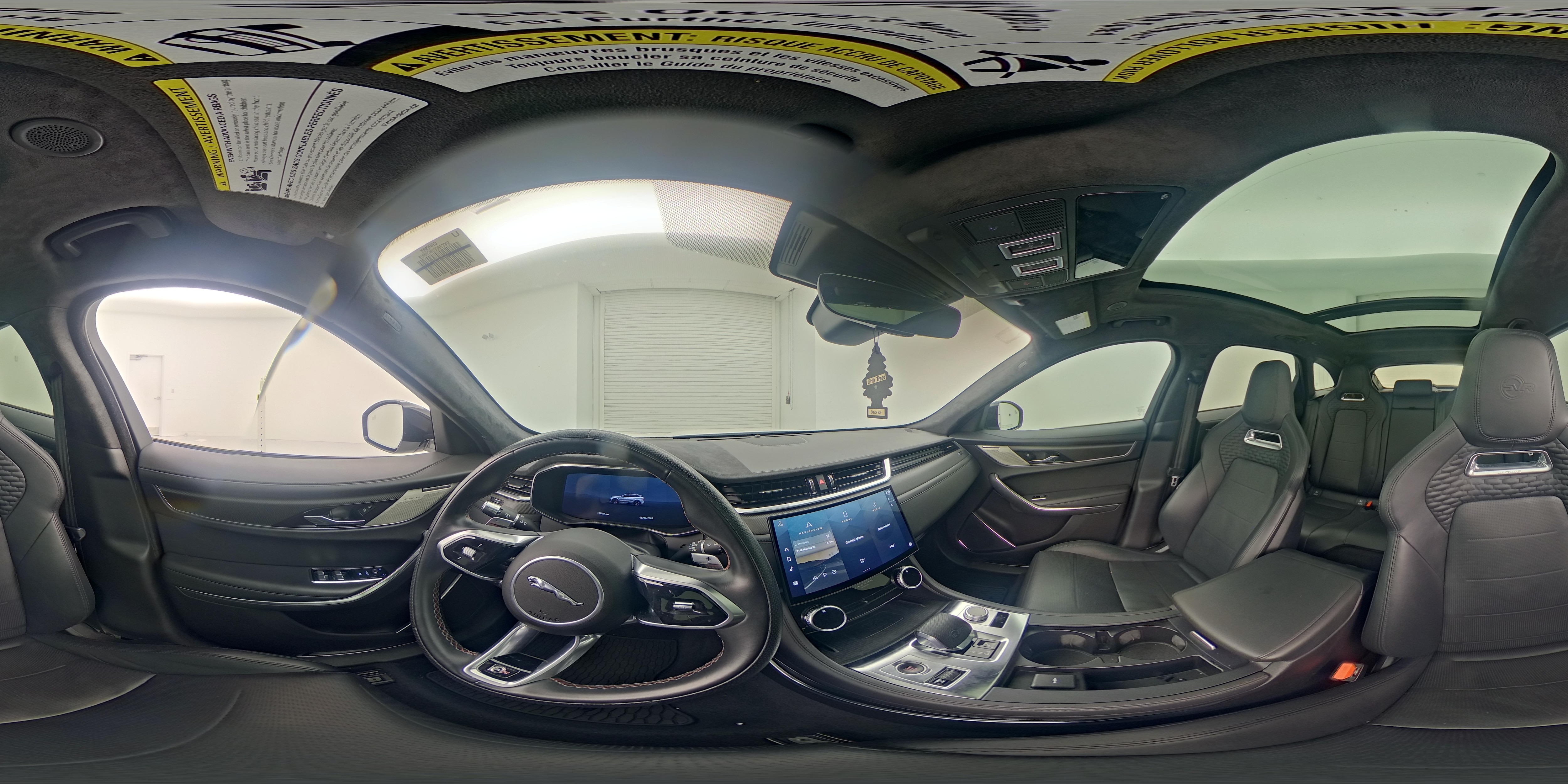 2022 Jaguar F-Pace SVR - Photo 27