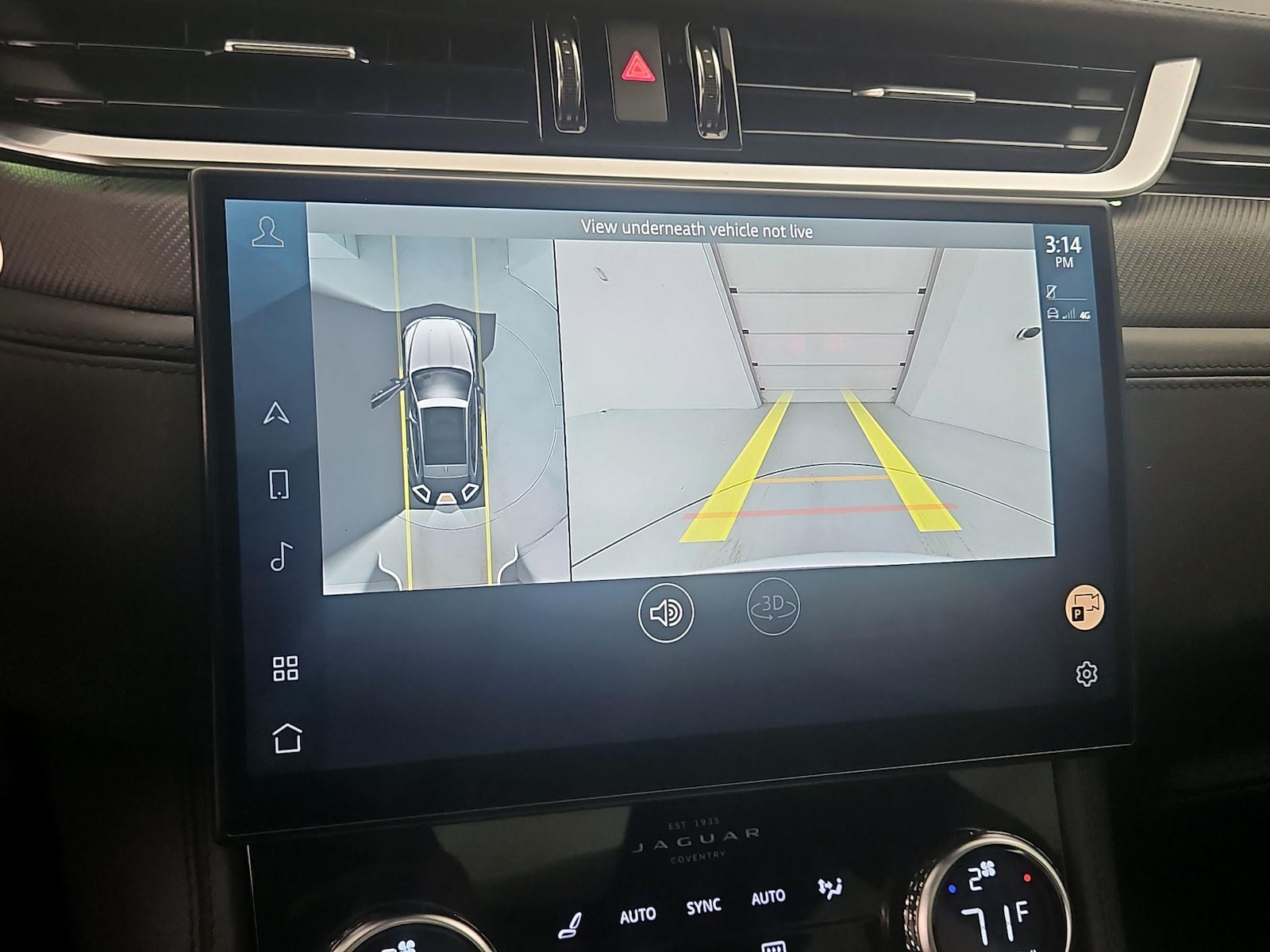 2022 Jaguar F-Pace SVR - Photo 16