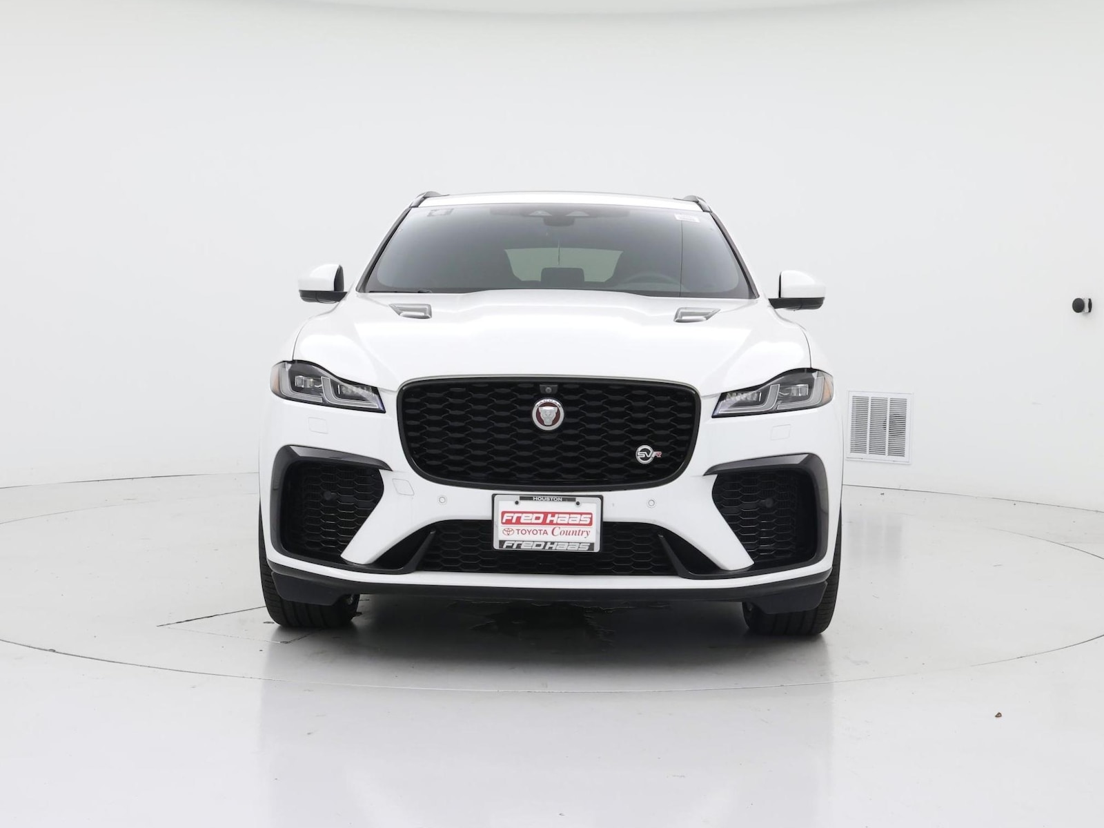 2022 Jaguar F-Pace SVR - Photo 6