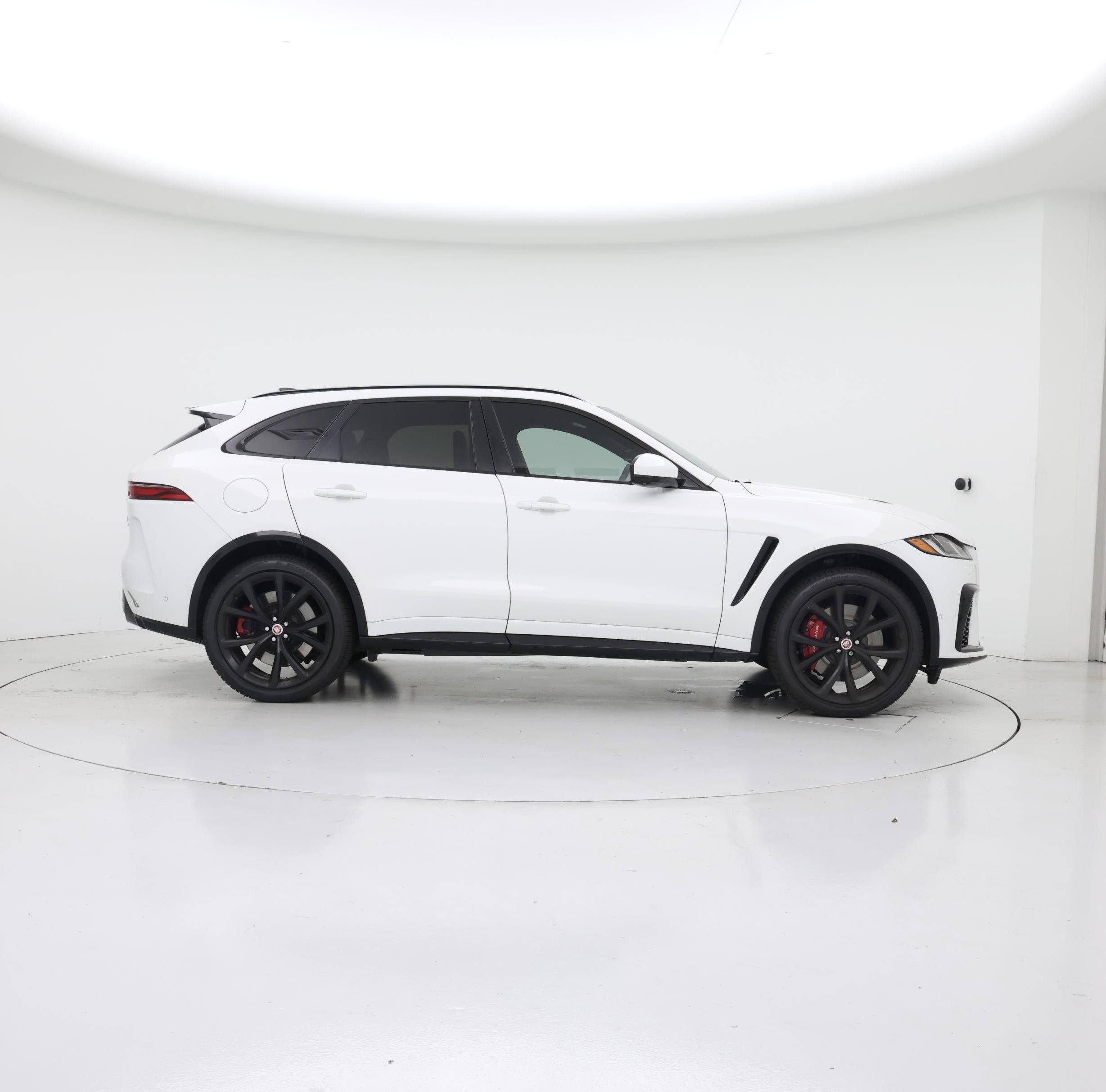 Thumbnail: 2022 Jaguar F-Pace - 7