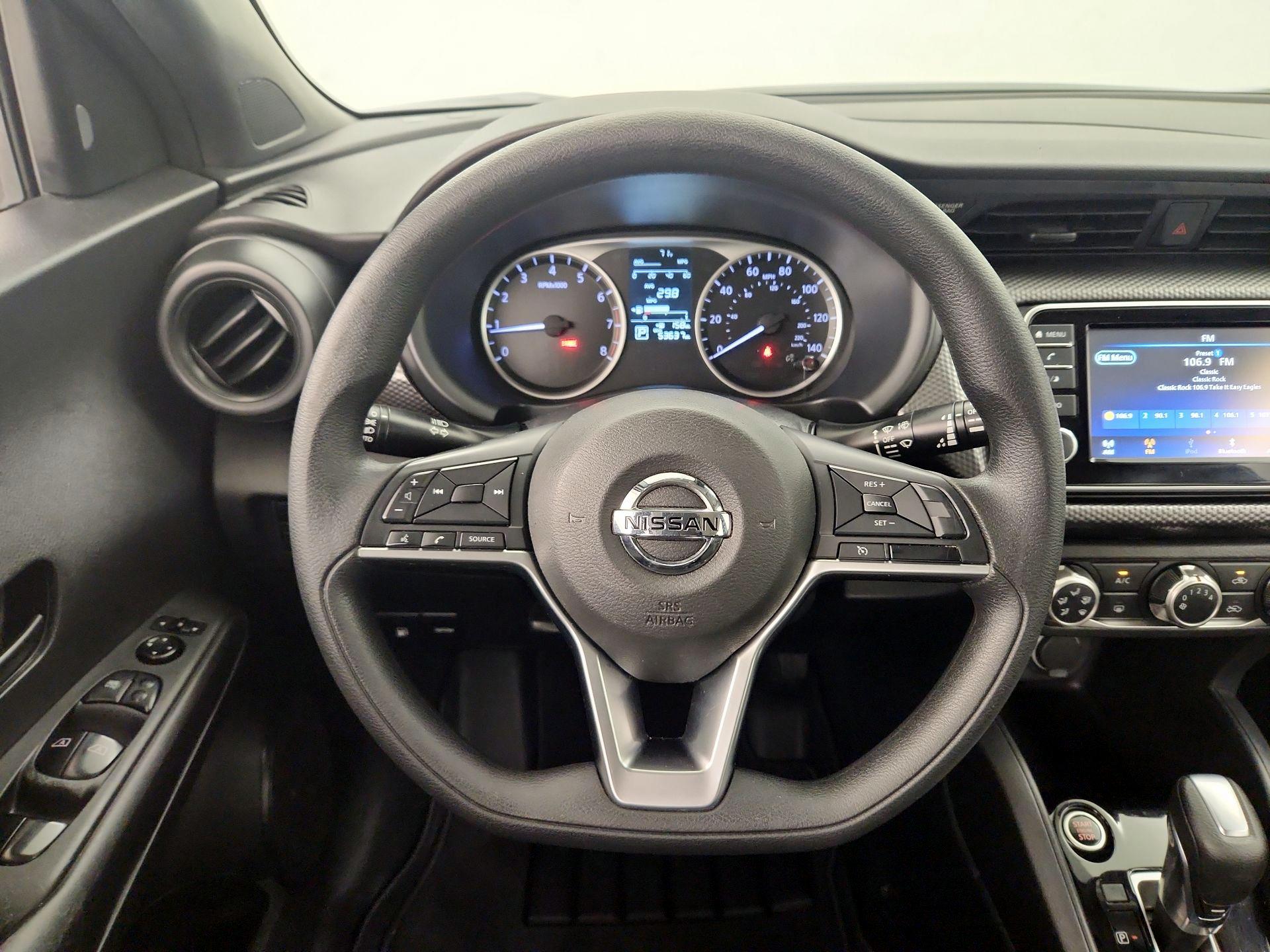 Thumbnail: 2020 Nissan Kicks - 10