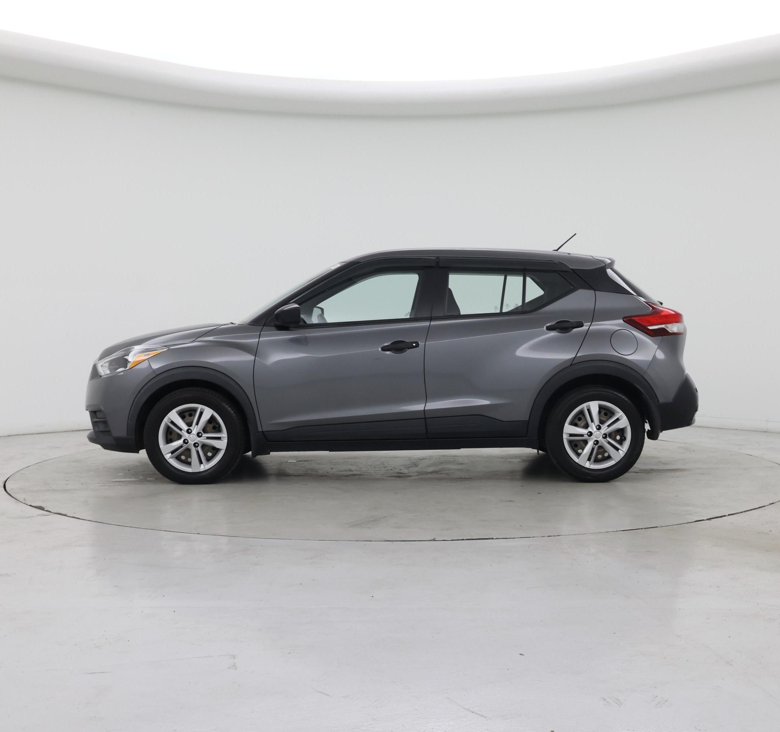 Thumbnail: 2020 Nissan Kicks - 3