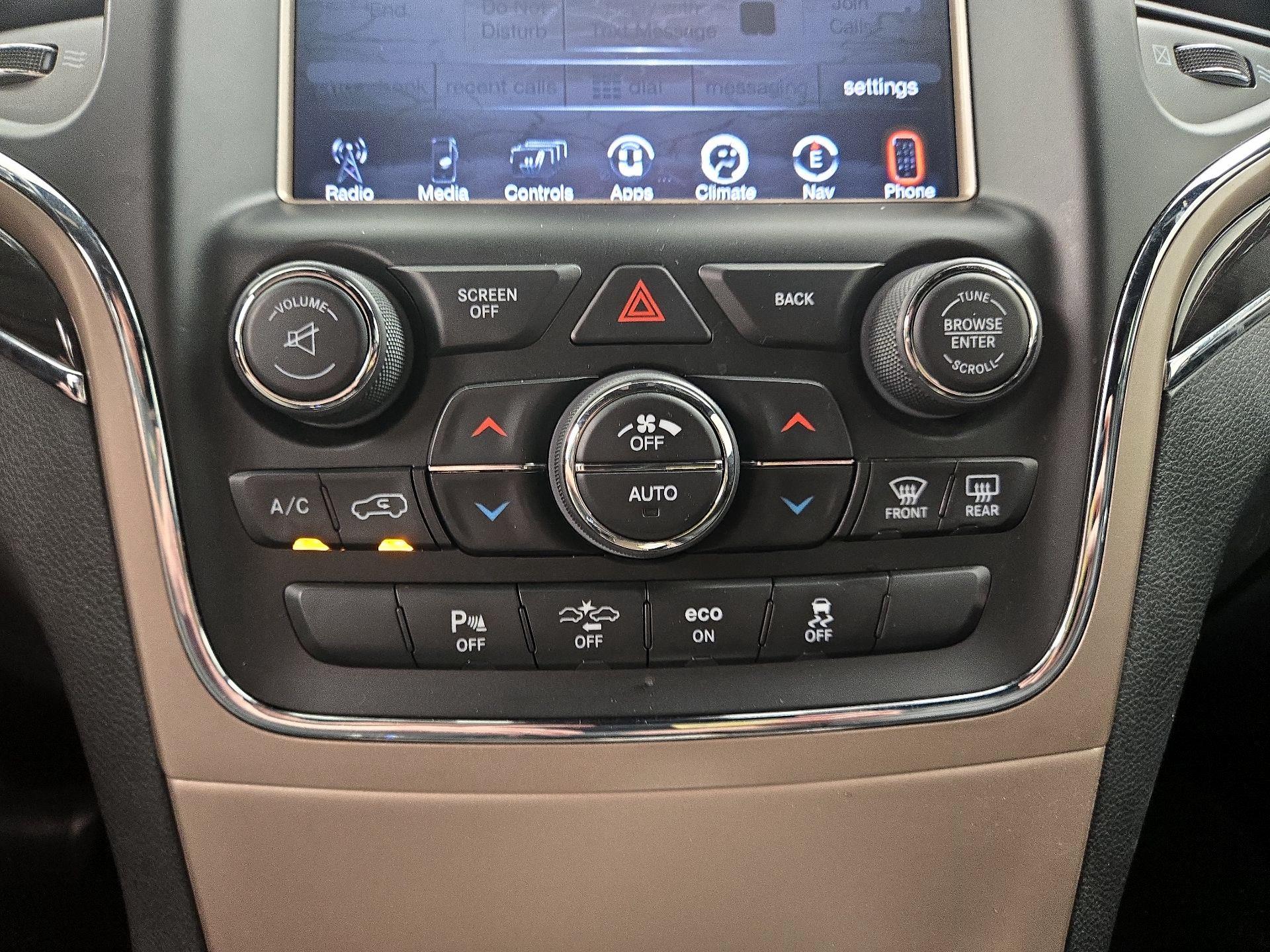 Thumbnail: 2015 Jeep Grand Cherokee - 17