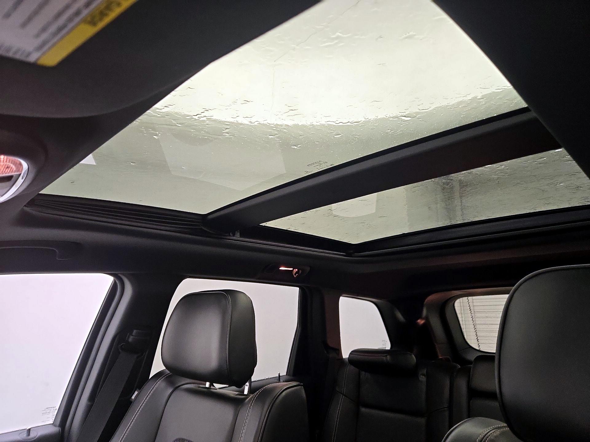 Thumbnail: 2015 Jeep Grand Cherokee - 20