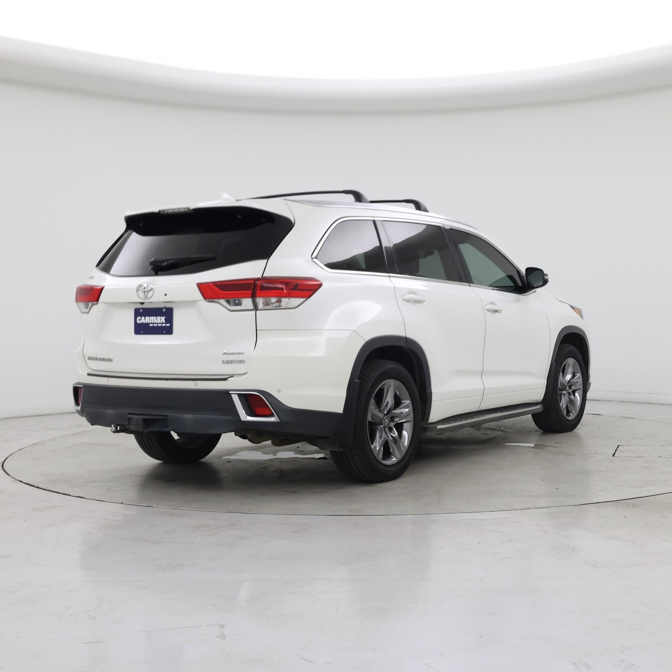 Thumbnail: 2018 Toyota Highlander - 8