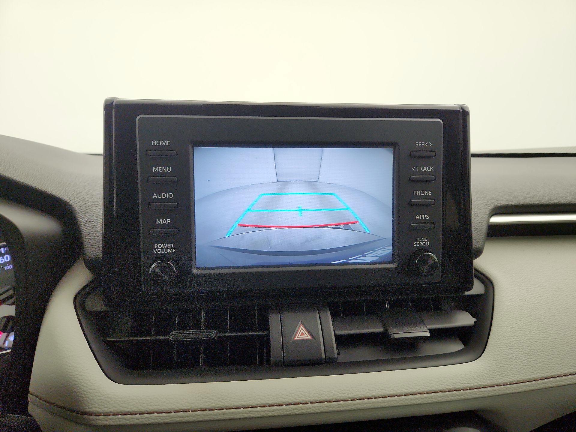 Thumbnail: 2019 Toyota RAV4 - 14