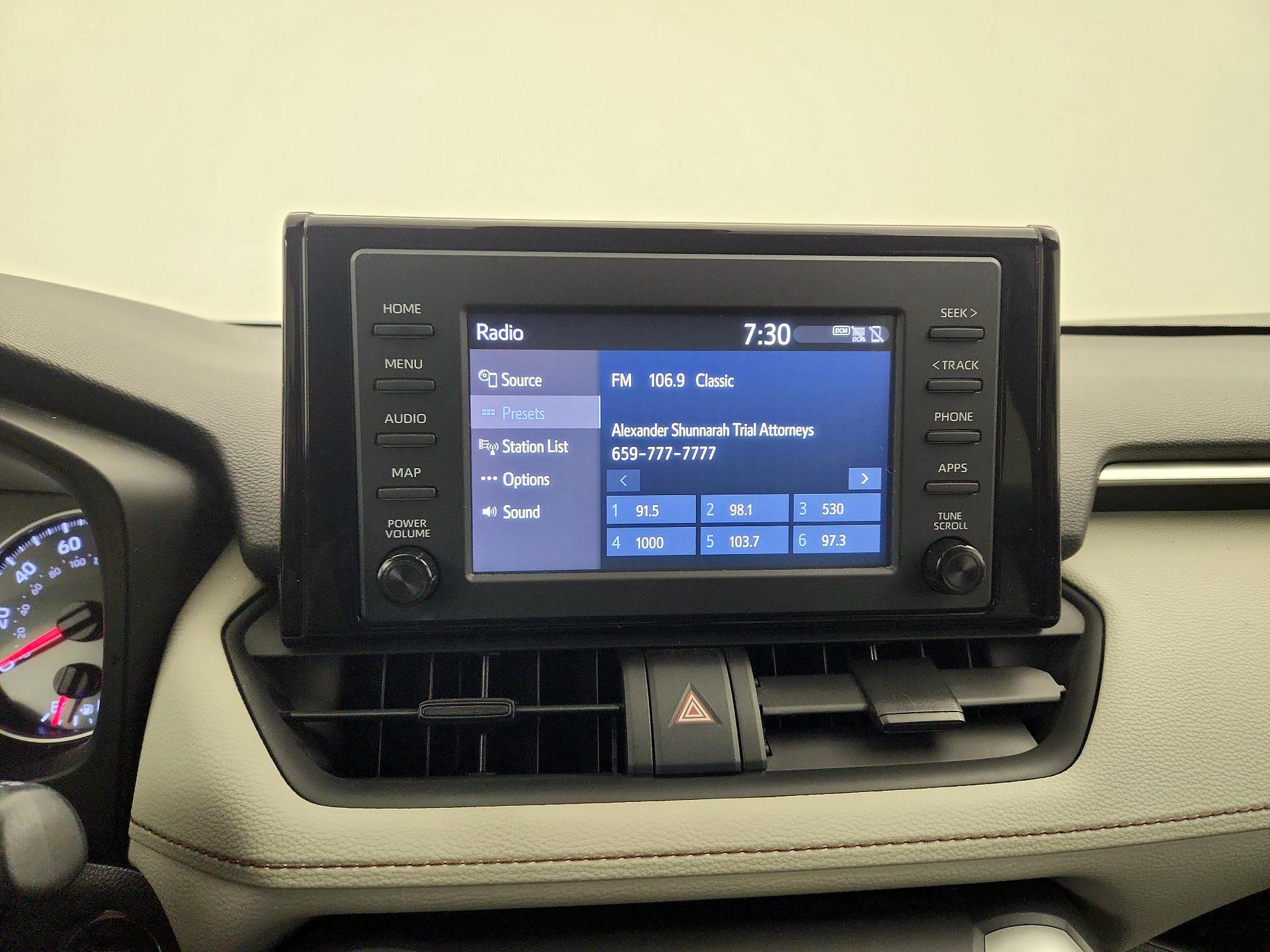 Thumbnail: 2019 Toyota RAV4 - 15