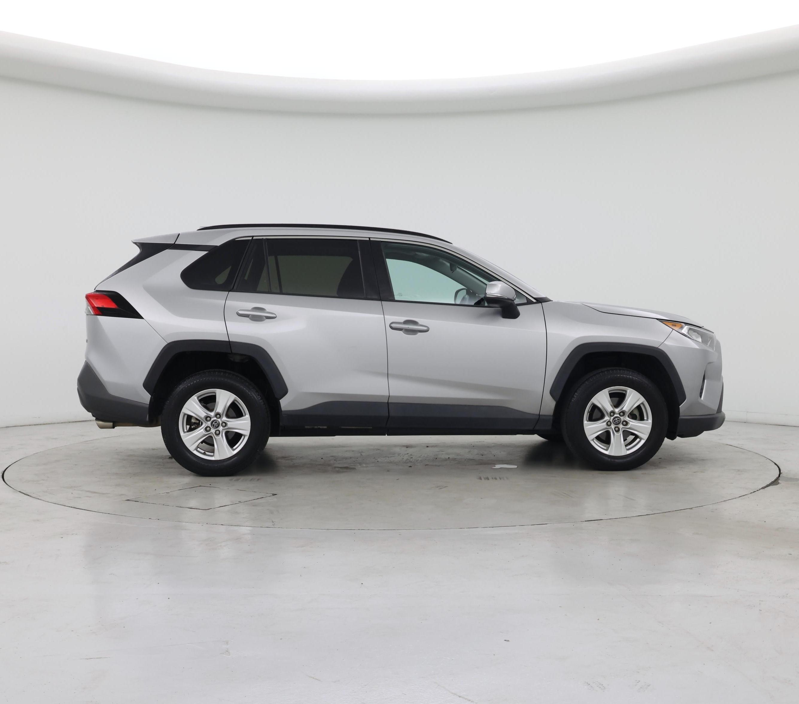 Thumbnail: 2019 Toyota RAV4 - 7