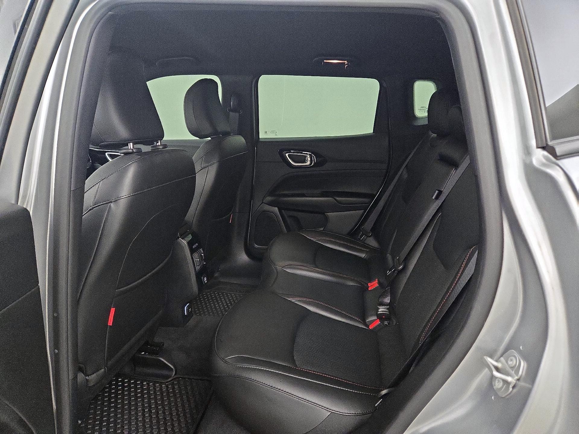 Thumbnail: 2023 Jeep Compass - 19