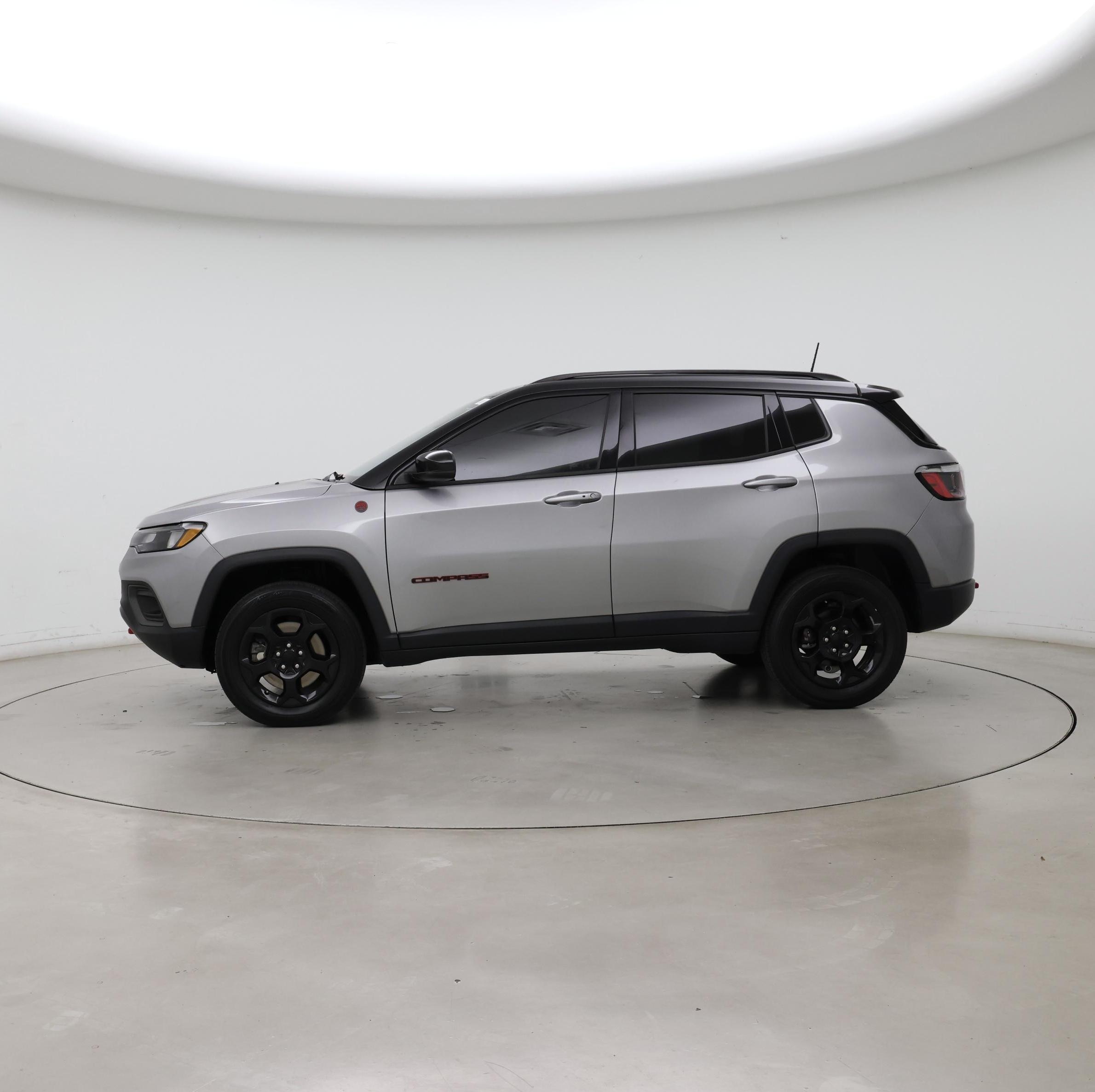 Thumbnail: 2023 Jeep Compass - 3