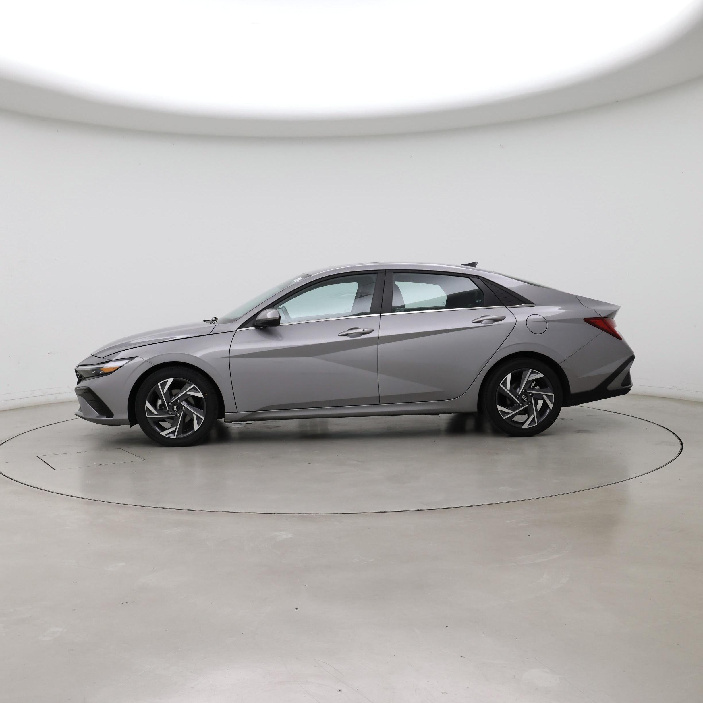 Thumbnail: 2025 Hyundai Elantra - 3