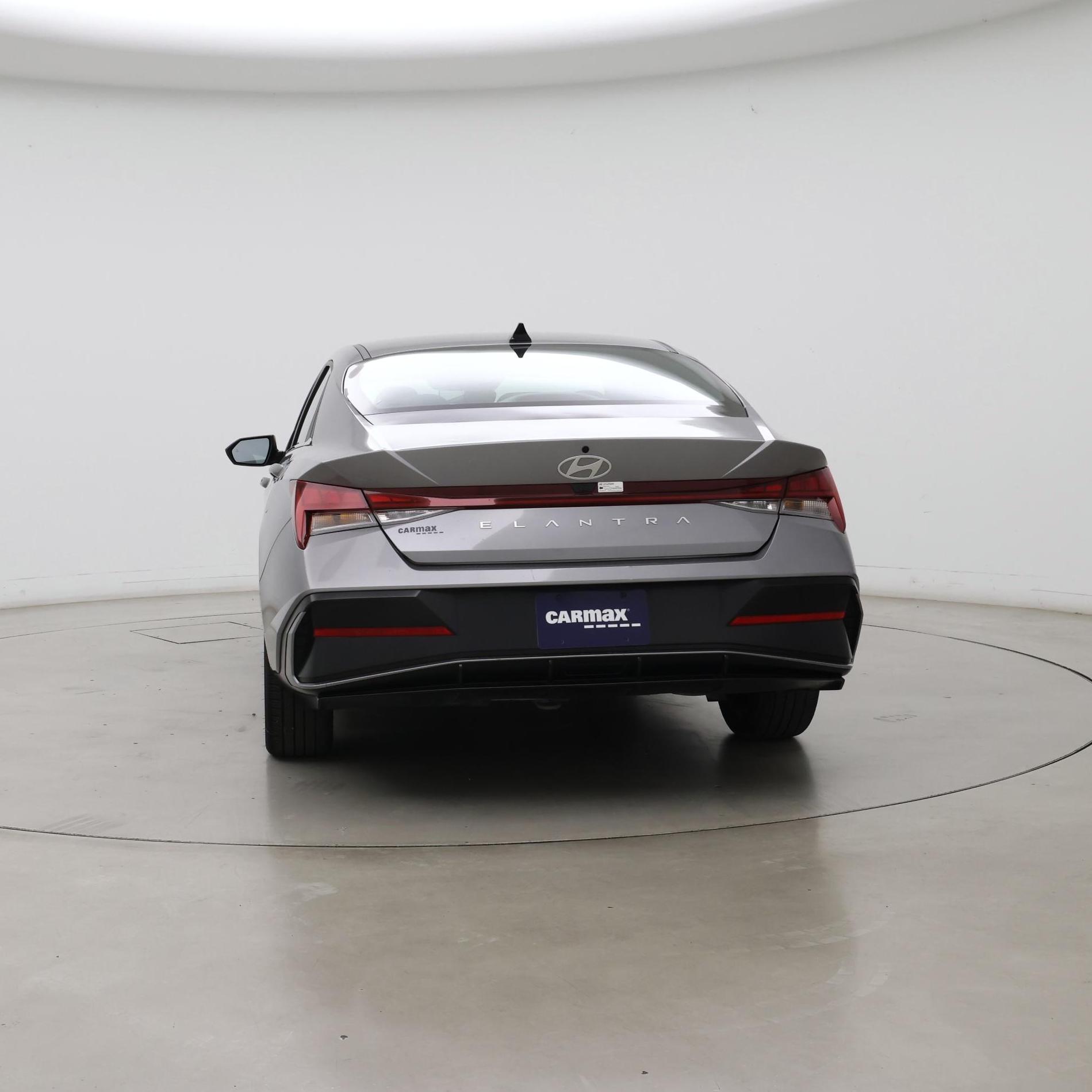 Thumbnail: 2025 Hyundai Elantra - 6