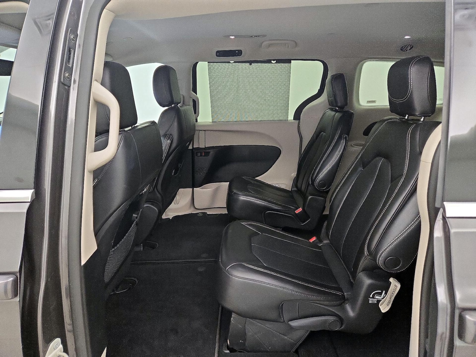2023 Chrysler Pacifica Touring L - Photo 20