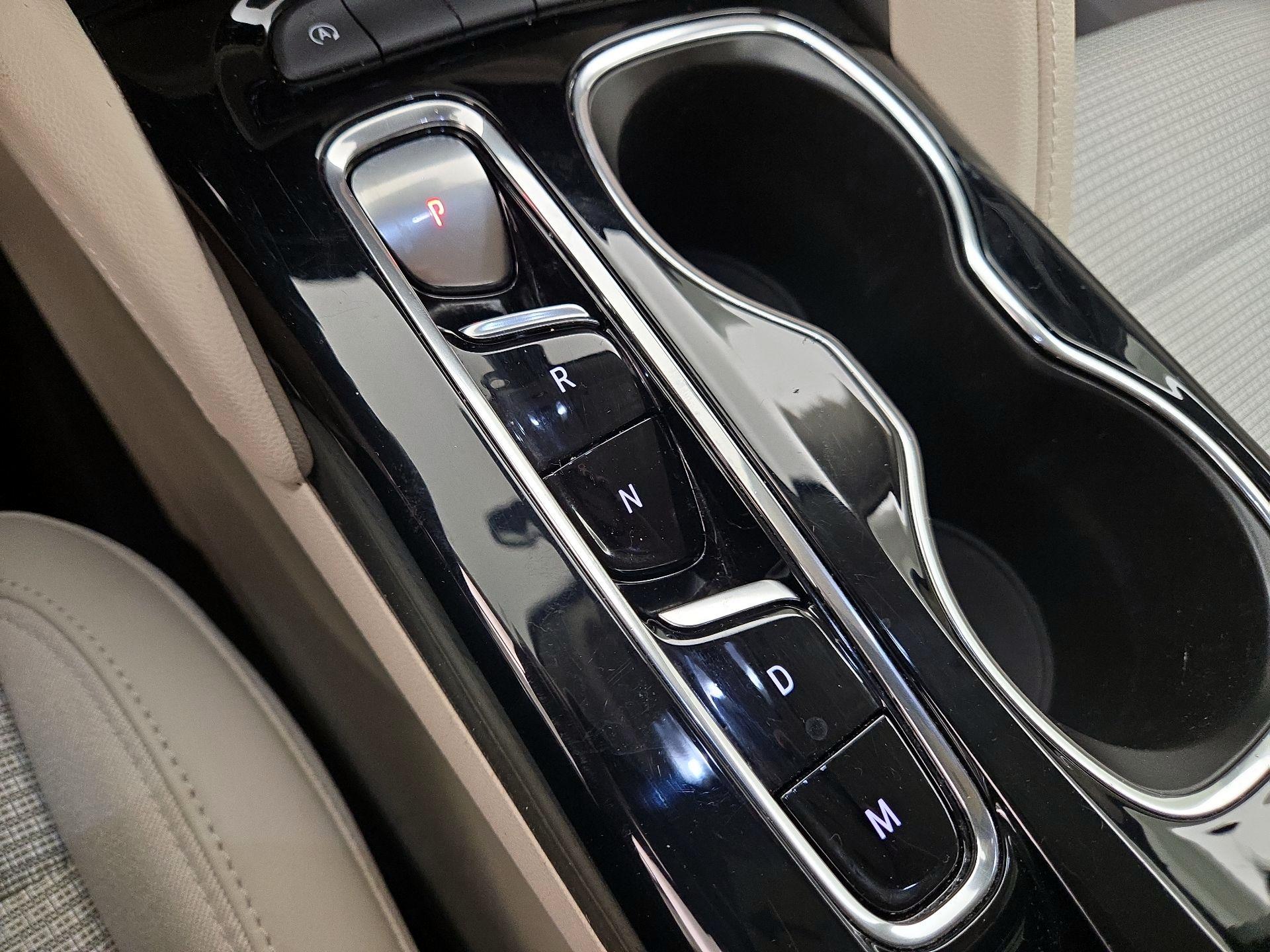 Thumbnail: 2022 Buick Envision - 17
