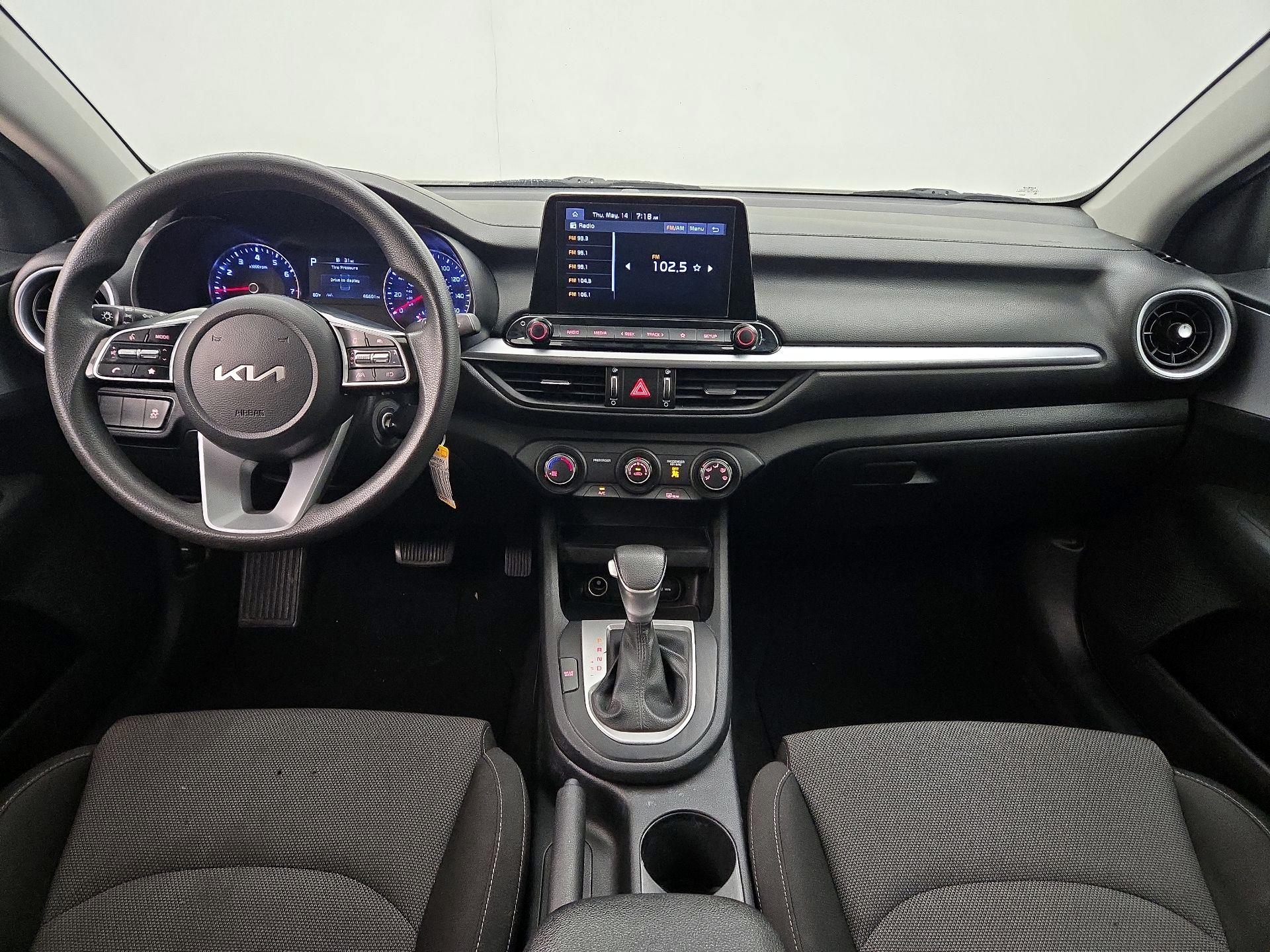 Thumbnail: 2023 Kia Forte - 9
