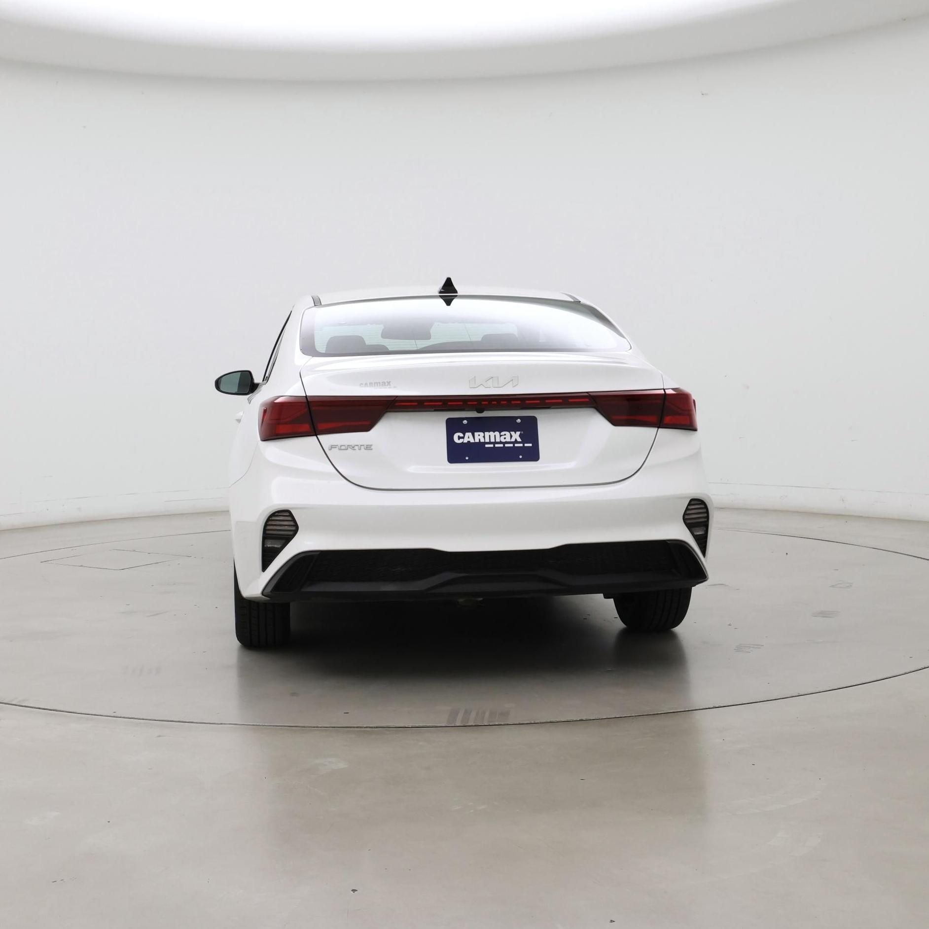 Thumbnail: 2023 Kia Forte - 6