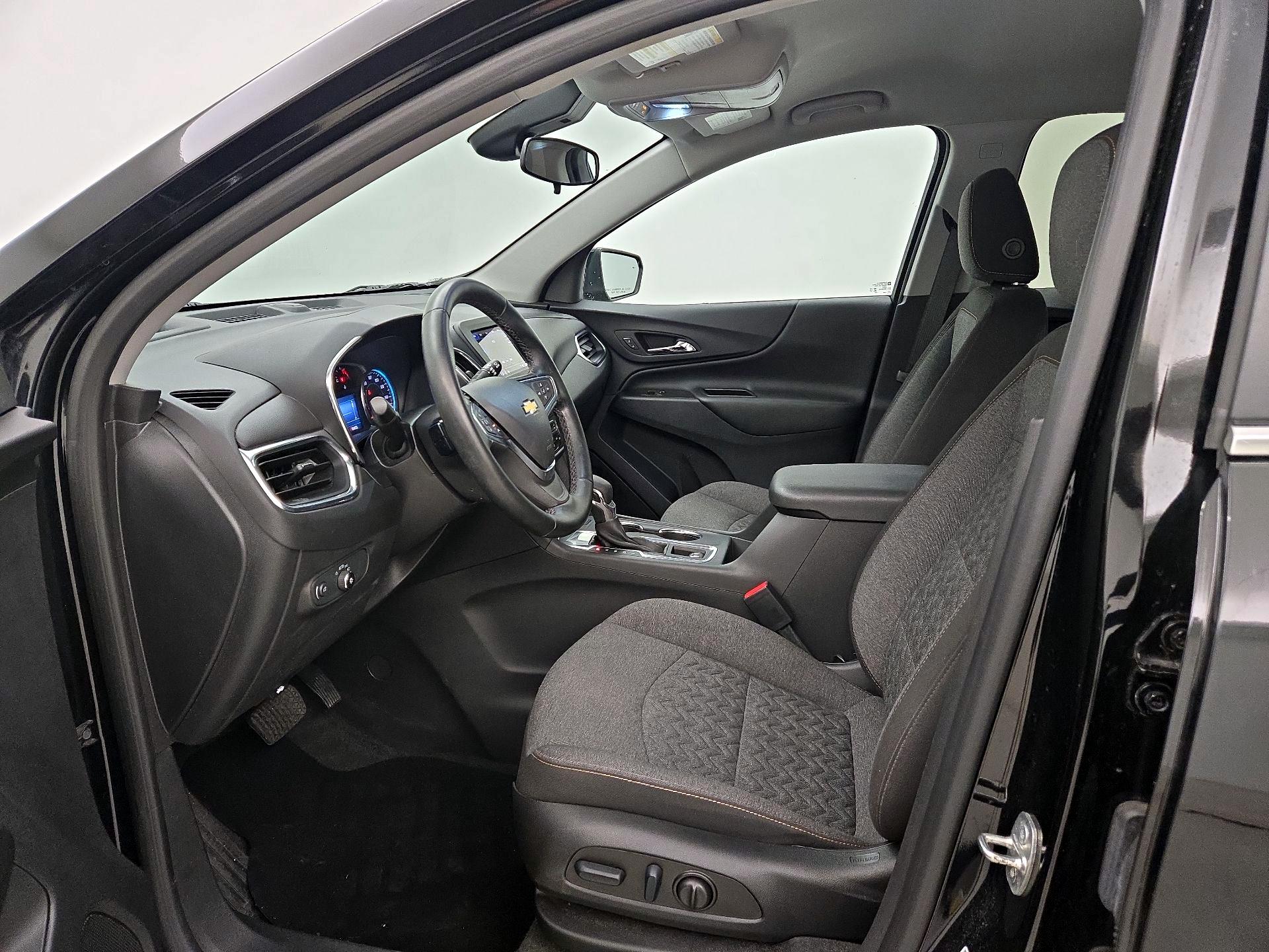 Thumbnail: 2023 Chevrolet Equinox - 11