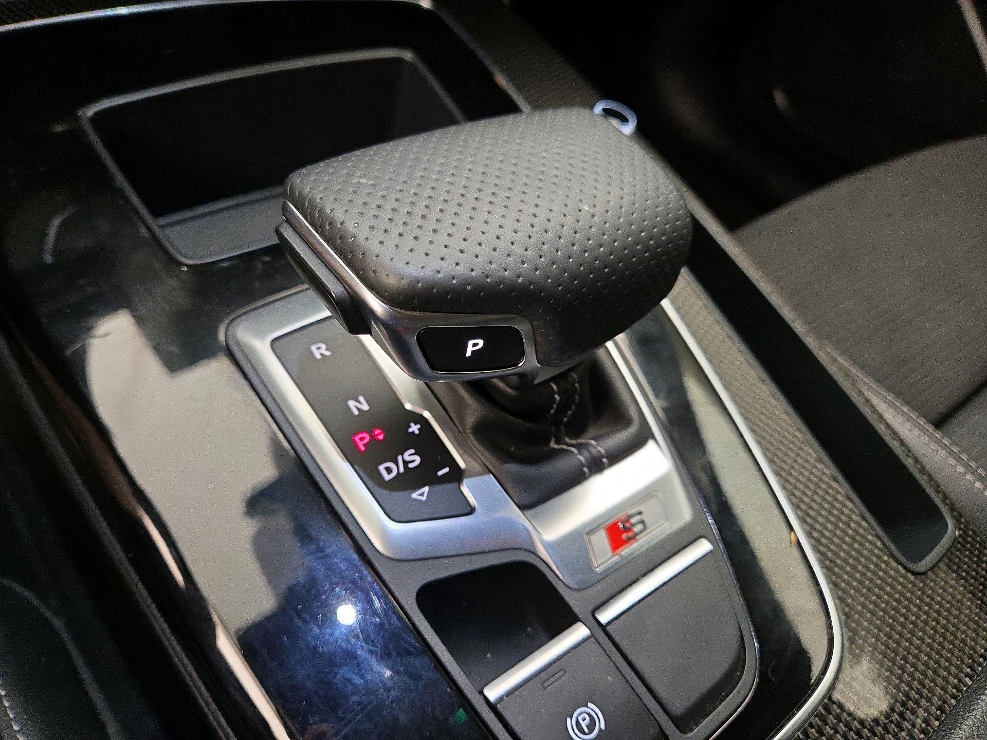 Thumbnail: 2024 Audi SQ5 - 17