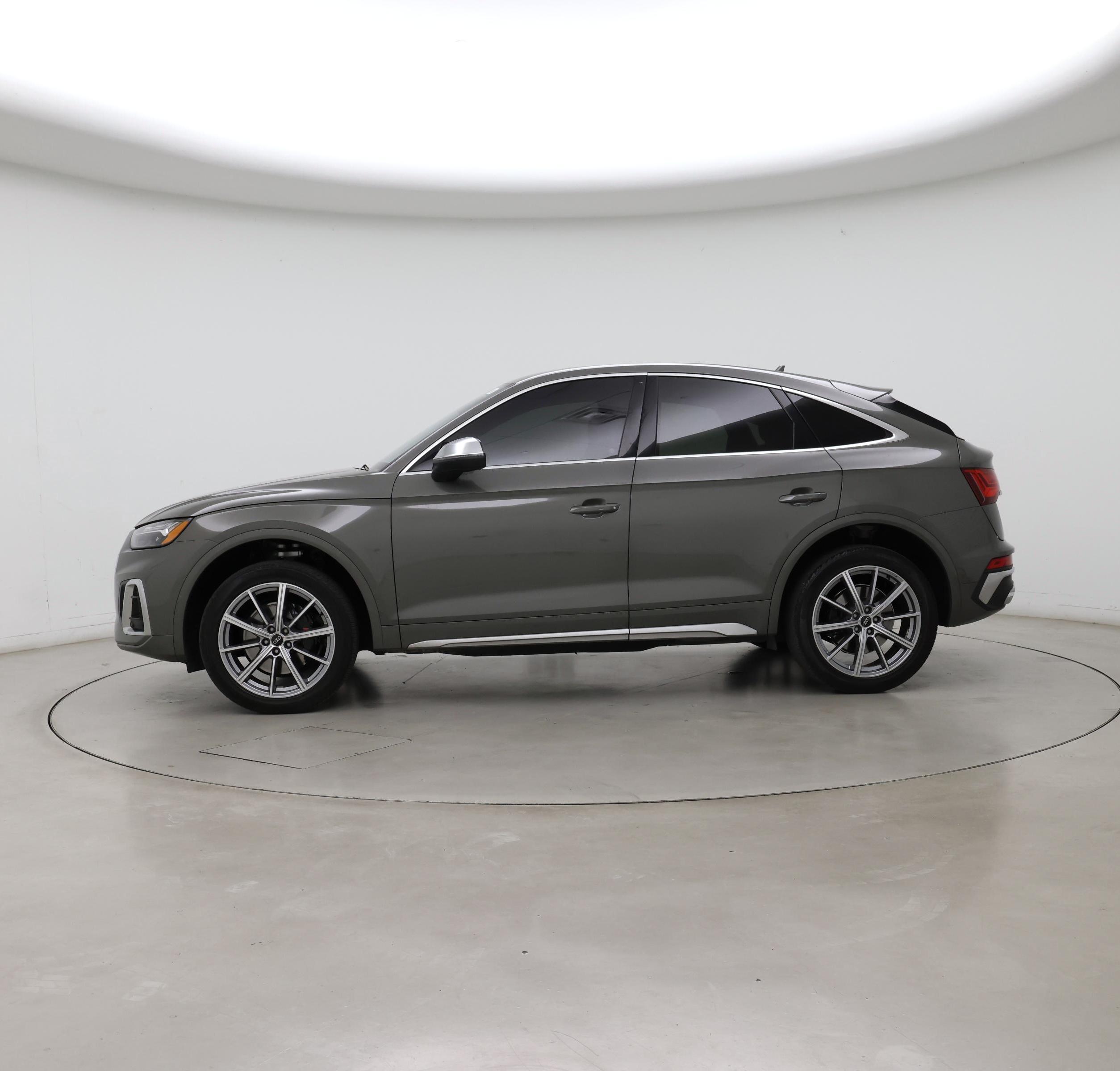 Thumbnail: 2024 Audi SQ5 - 3