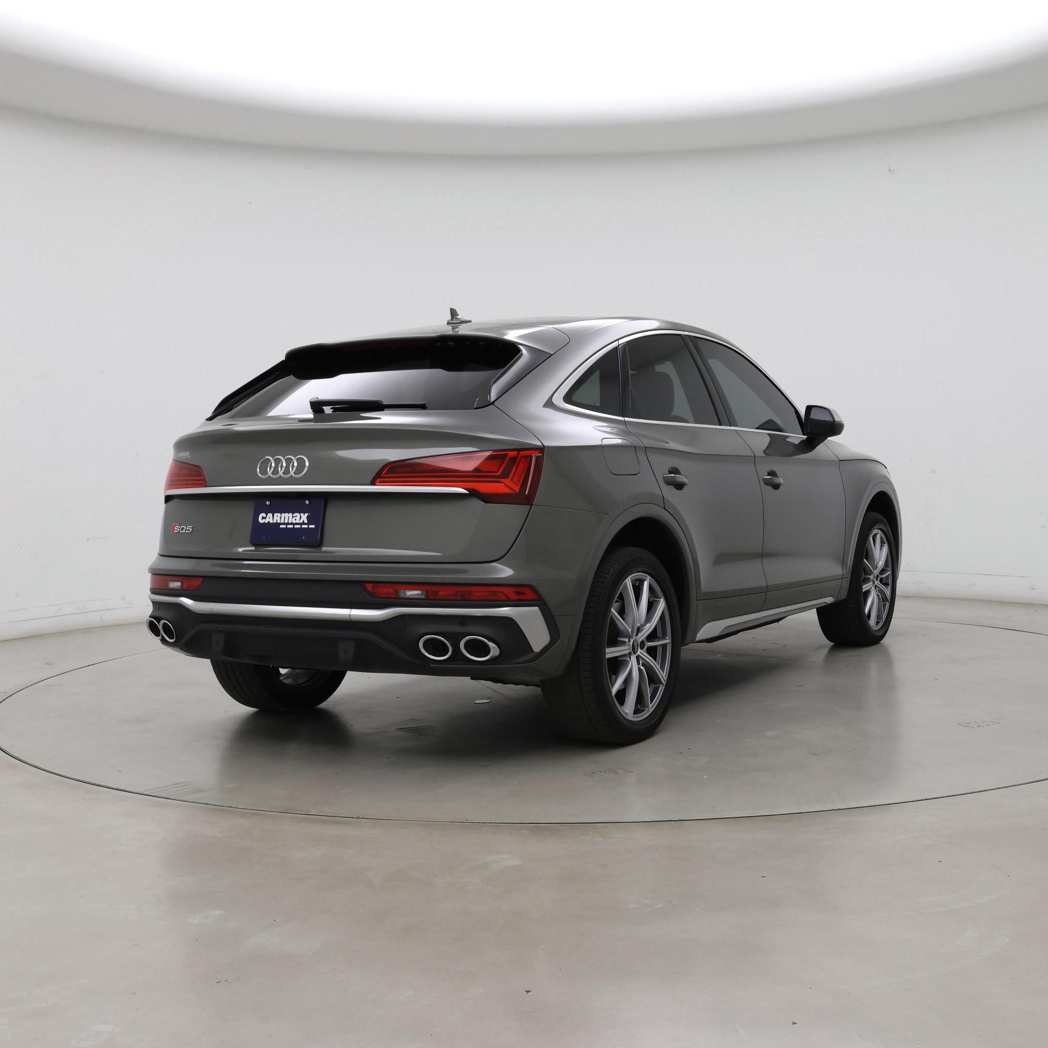 Thumbnail: 2024 Audi SQ5 - 8