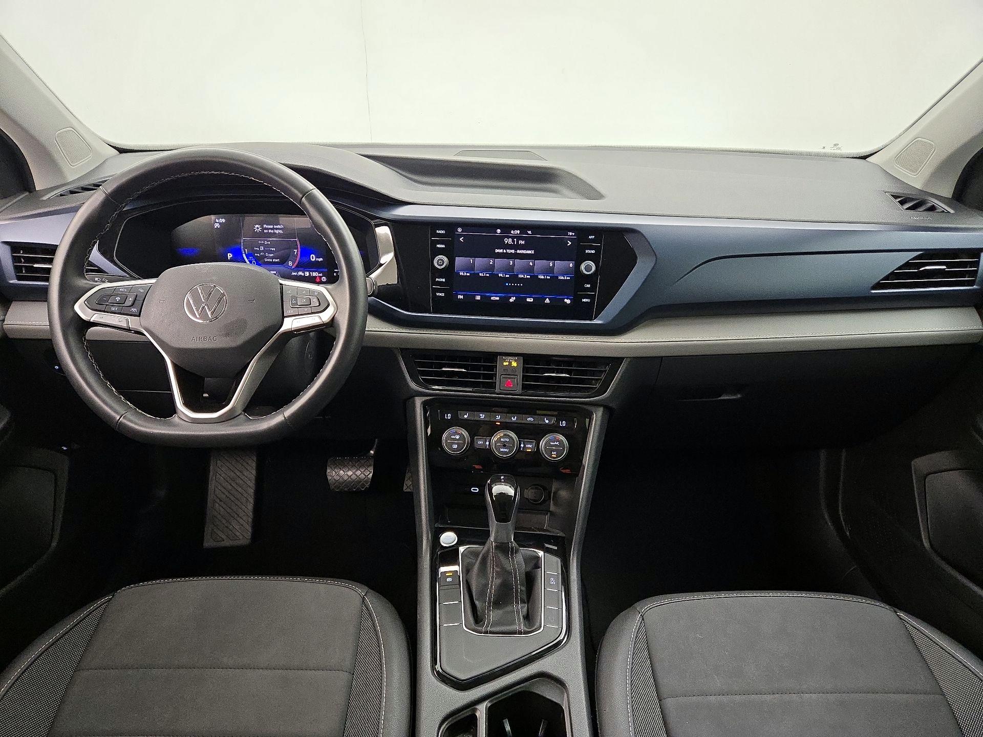 Thumbnail: 2024 Volkswagen Taos - 9