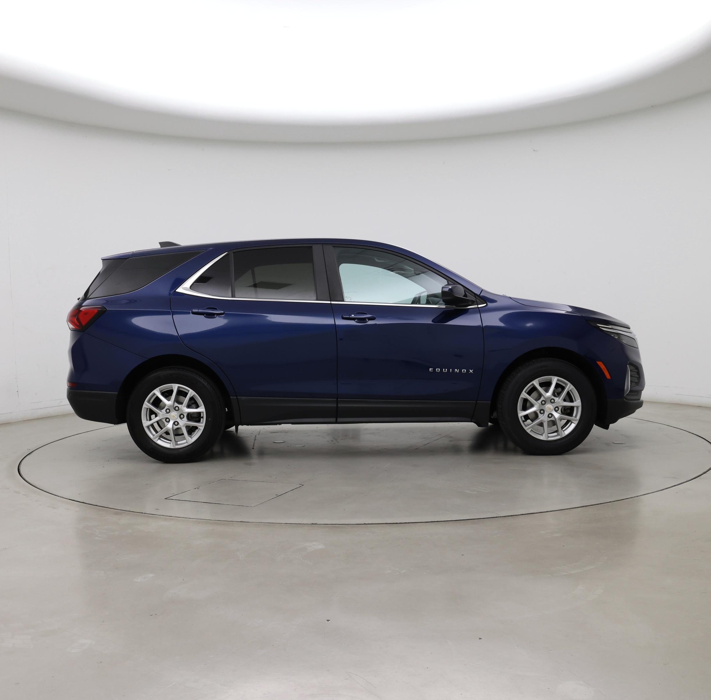 Thumbnail: 2023 Chevrolet Equinox - 7