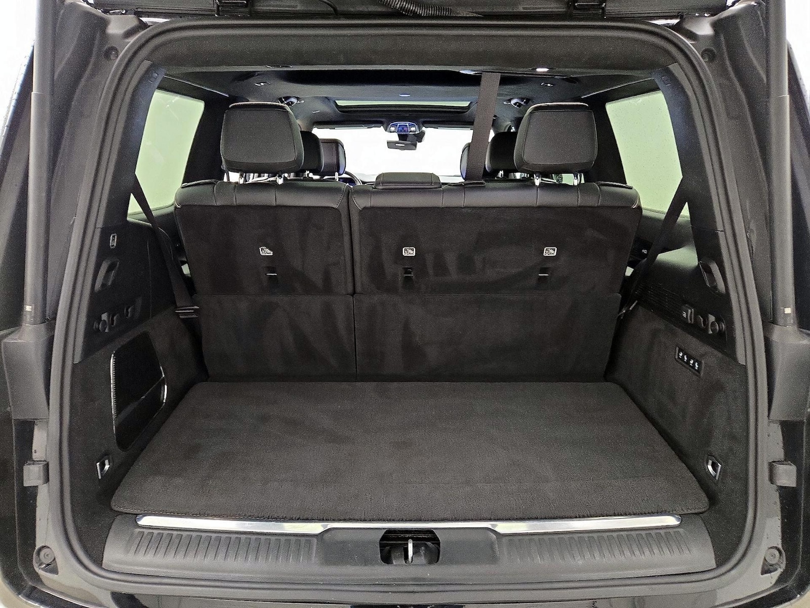 2023 Jeep Grand Wagoneer Series II - Photo 24
