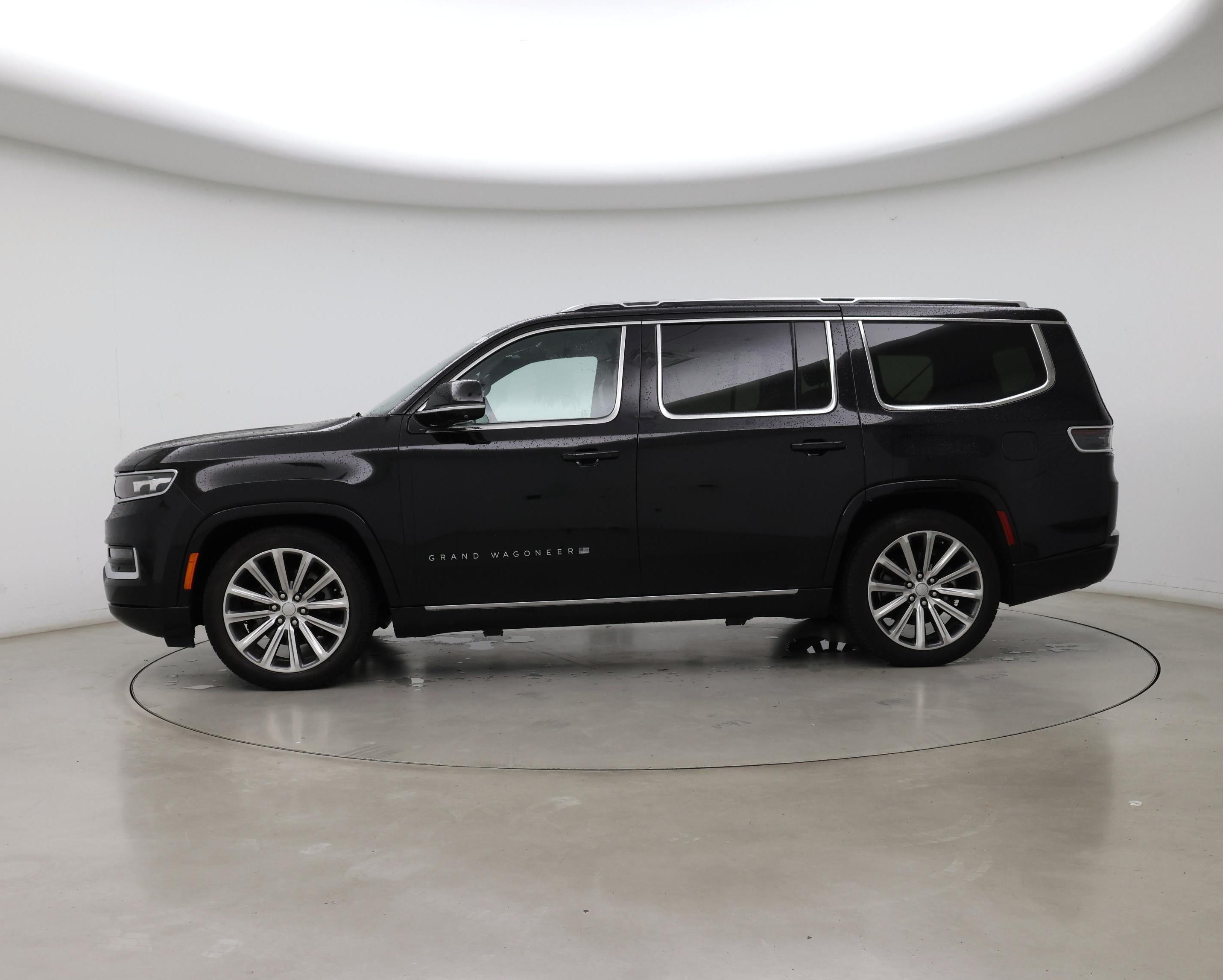 Thumbnail: 2023 Jeep Grand Wagoneer - 3