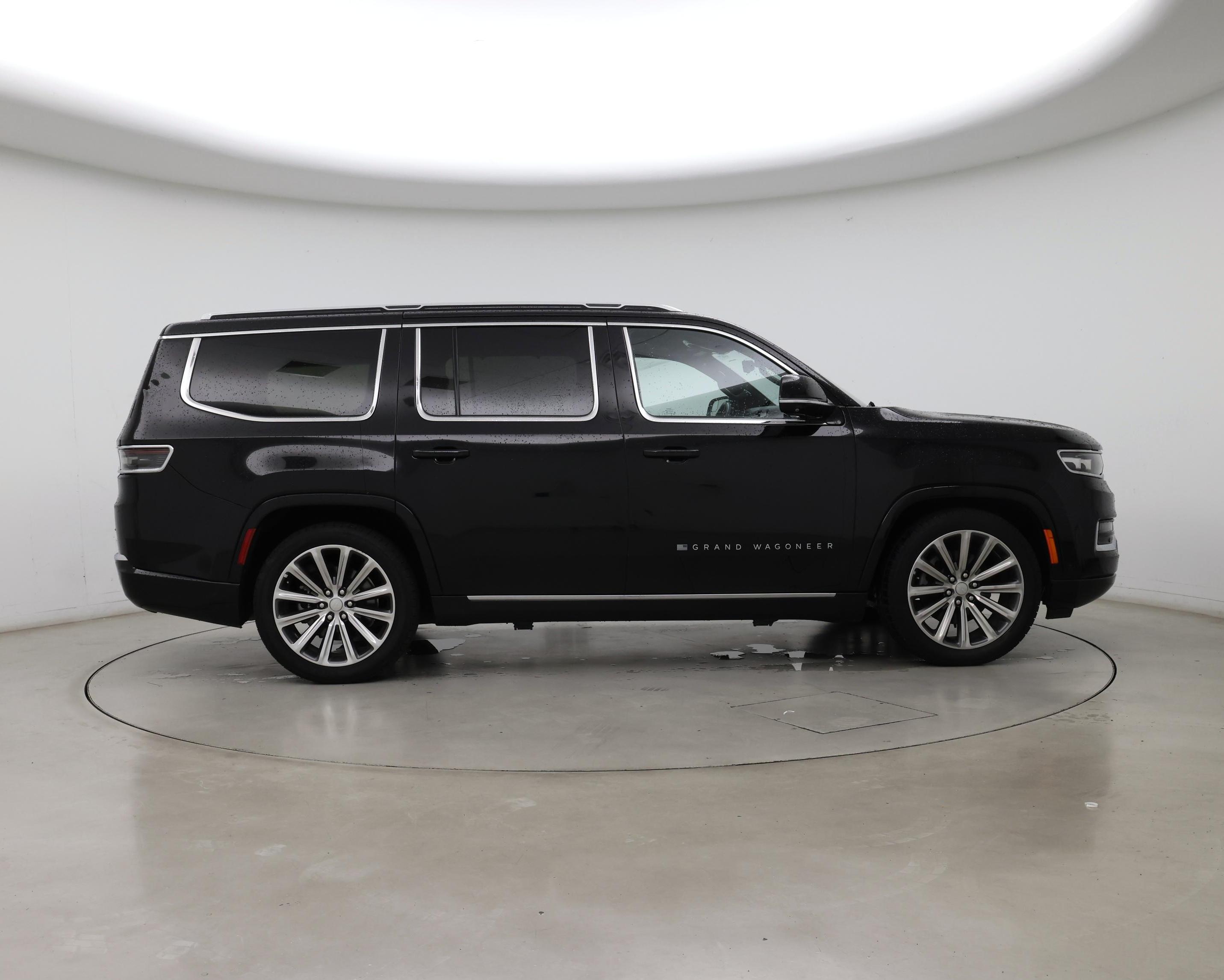 Thumbnail: 2023 Jeep Grand Wagoneer - 7