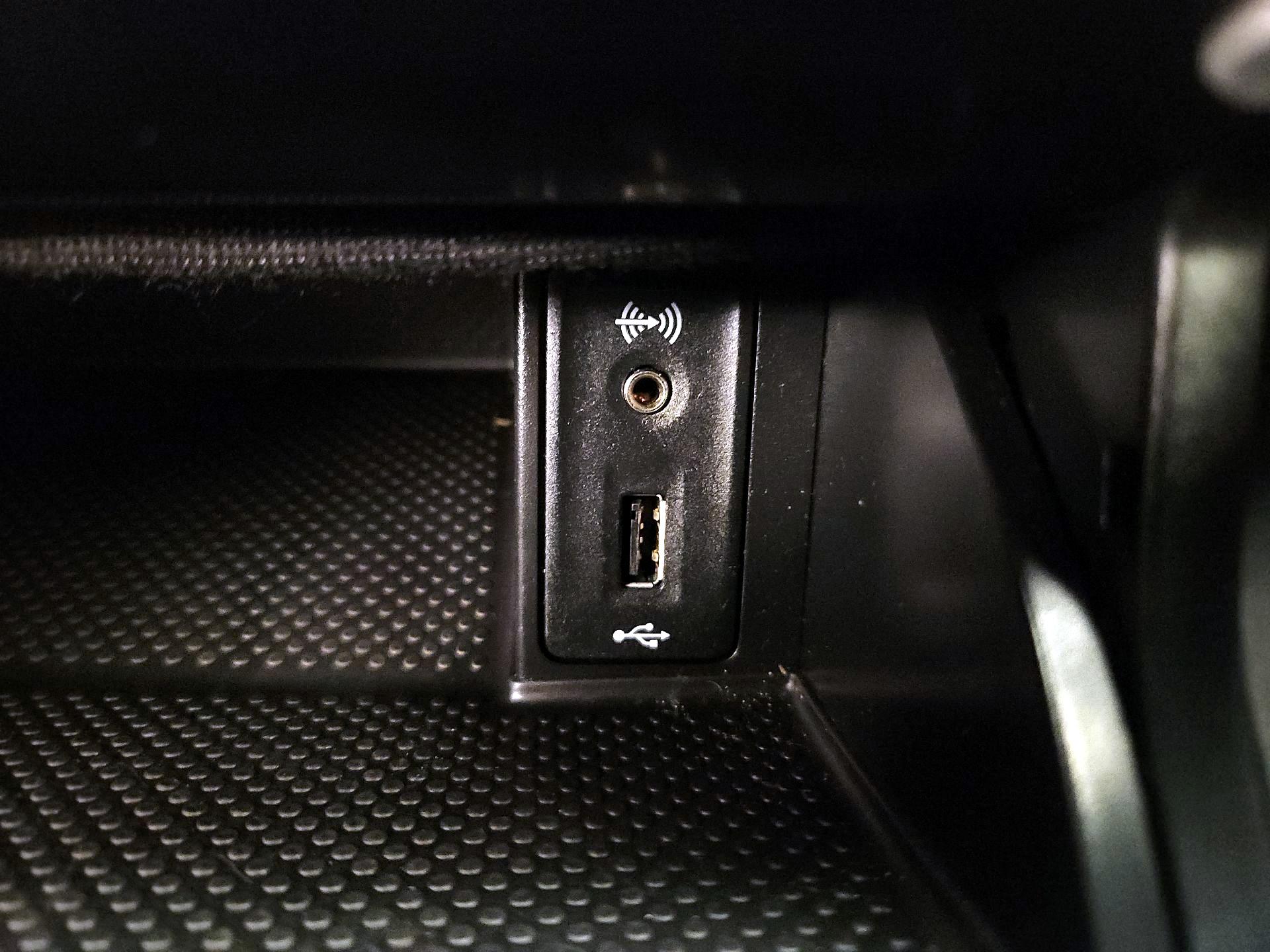 Thumbnail: 2018 Volkswagen Golf - 19