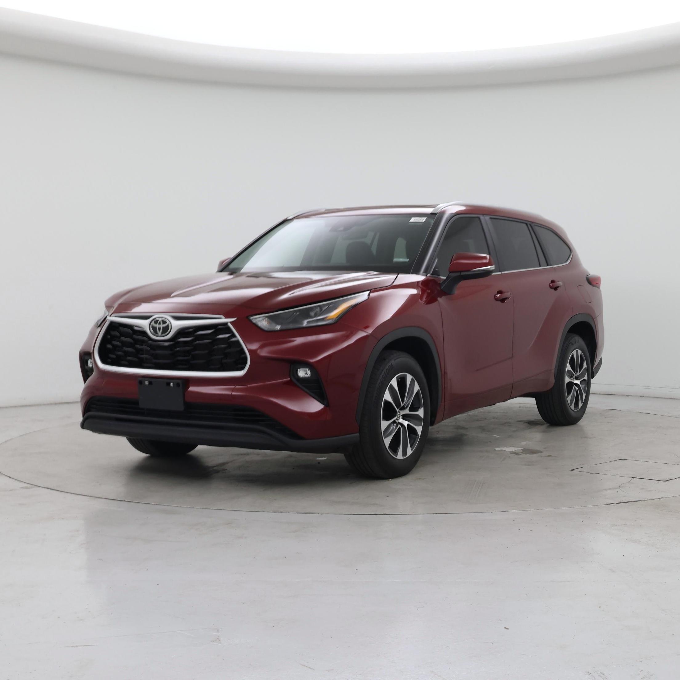 Thumbnail: 2023 Toyota Highlander - 4