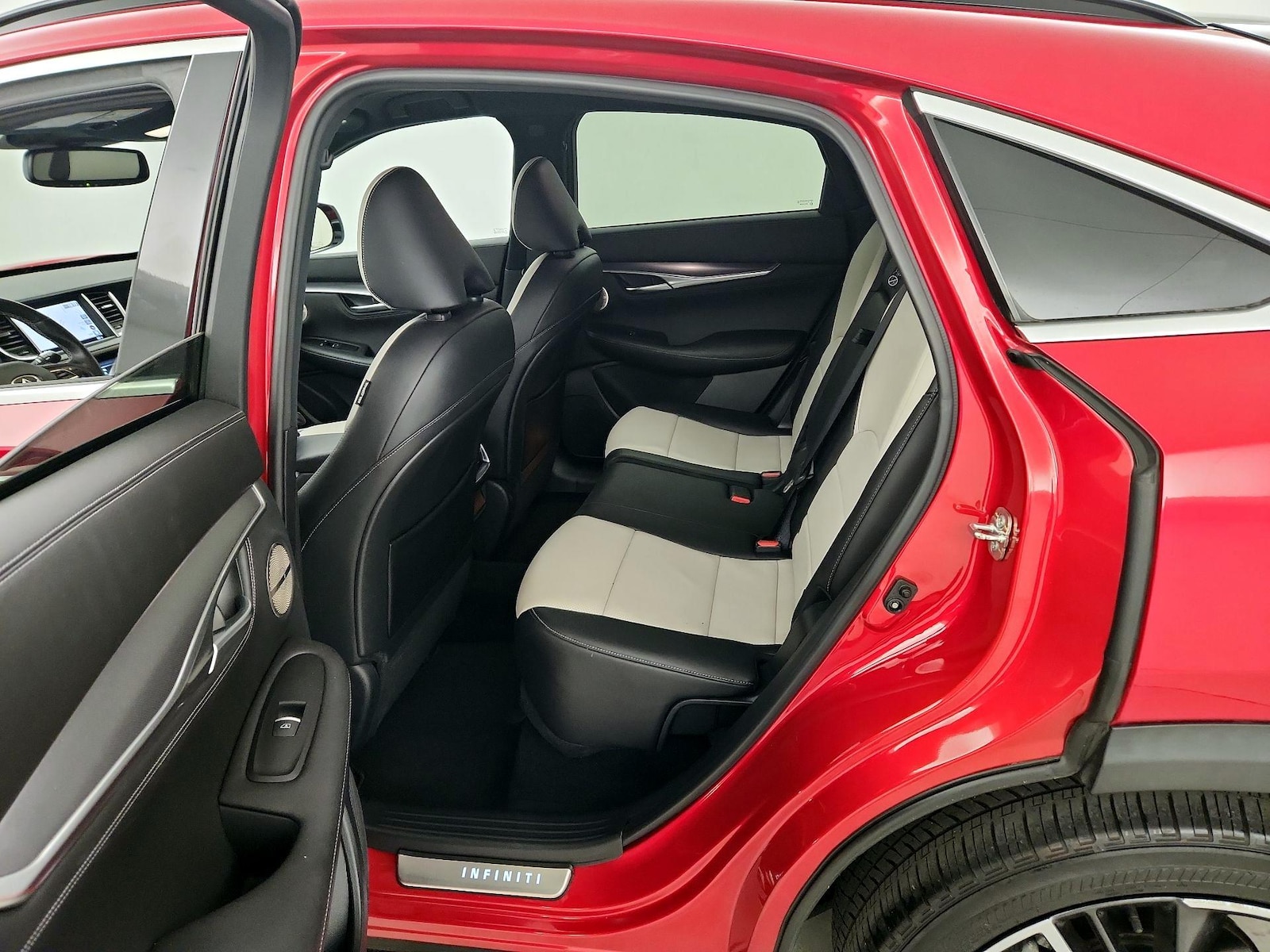 2022 INFINITI QX55 Essential - Photo 22