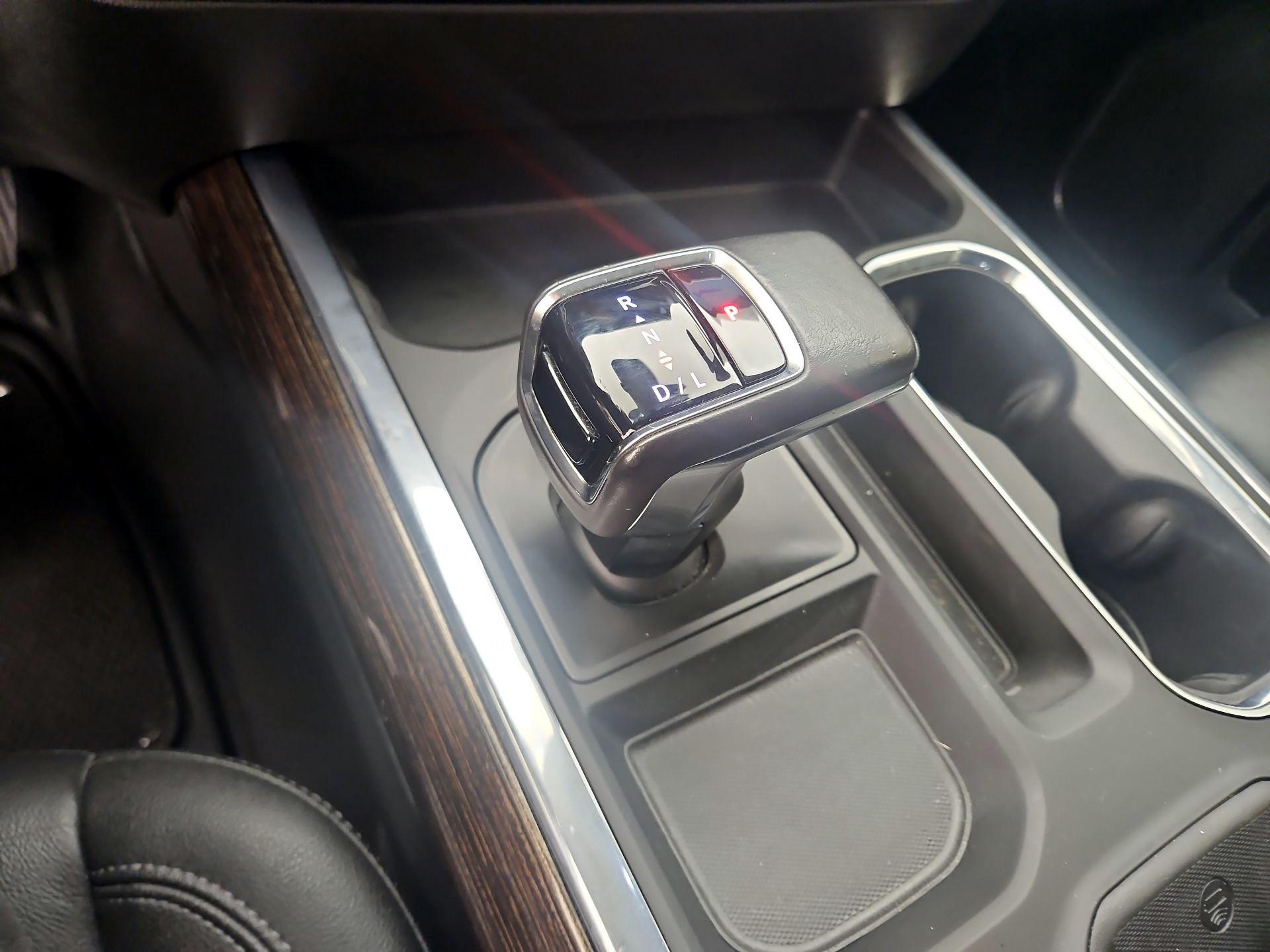 Thumbnail: 2022 GMC Sierra 1500 - 17