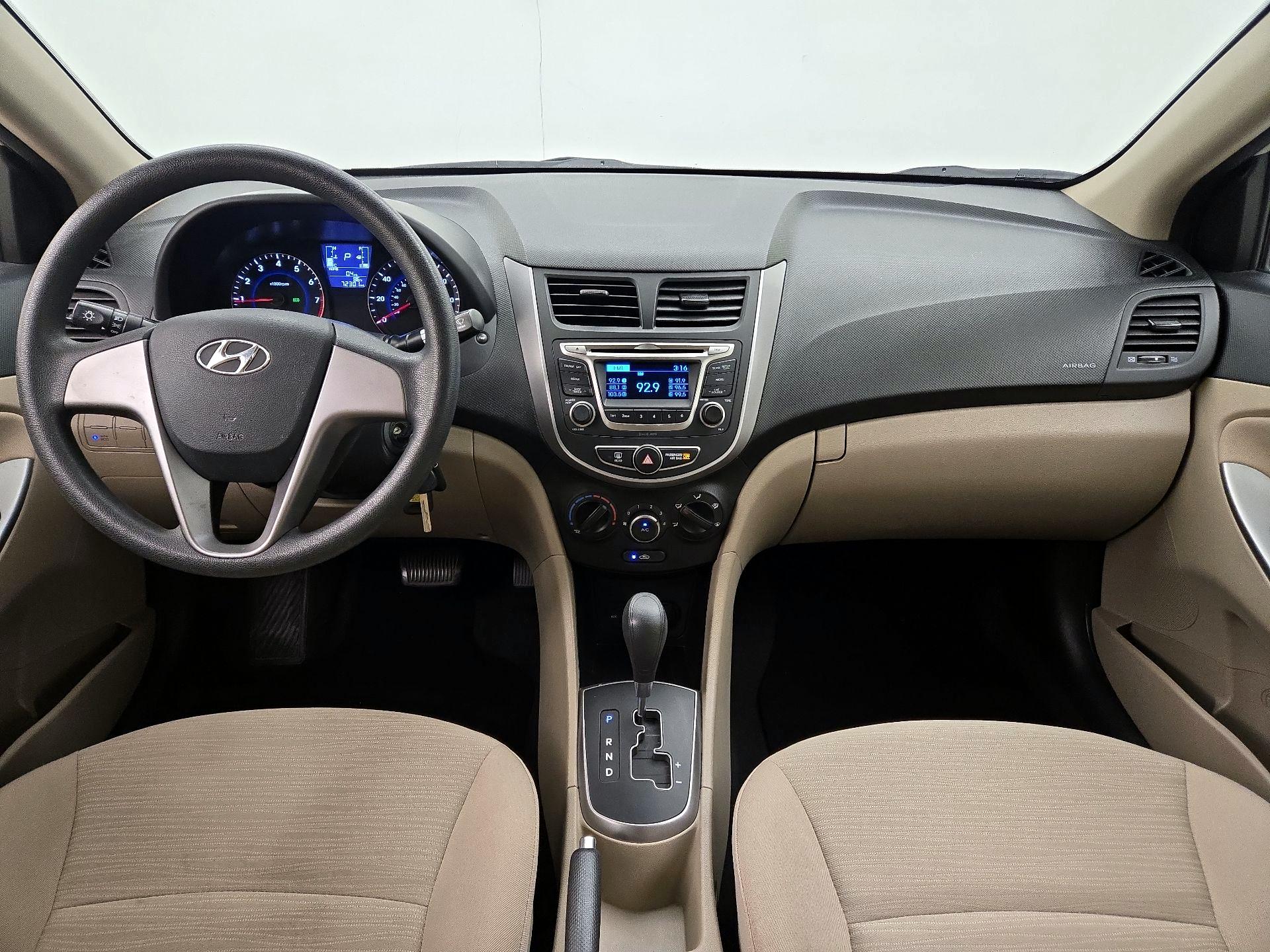 Thumbnail: 2016 Hyundai Accent - 9