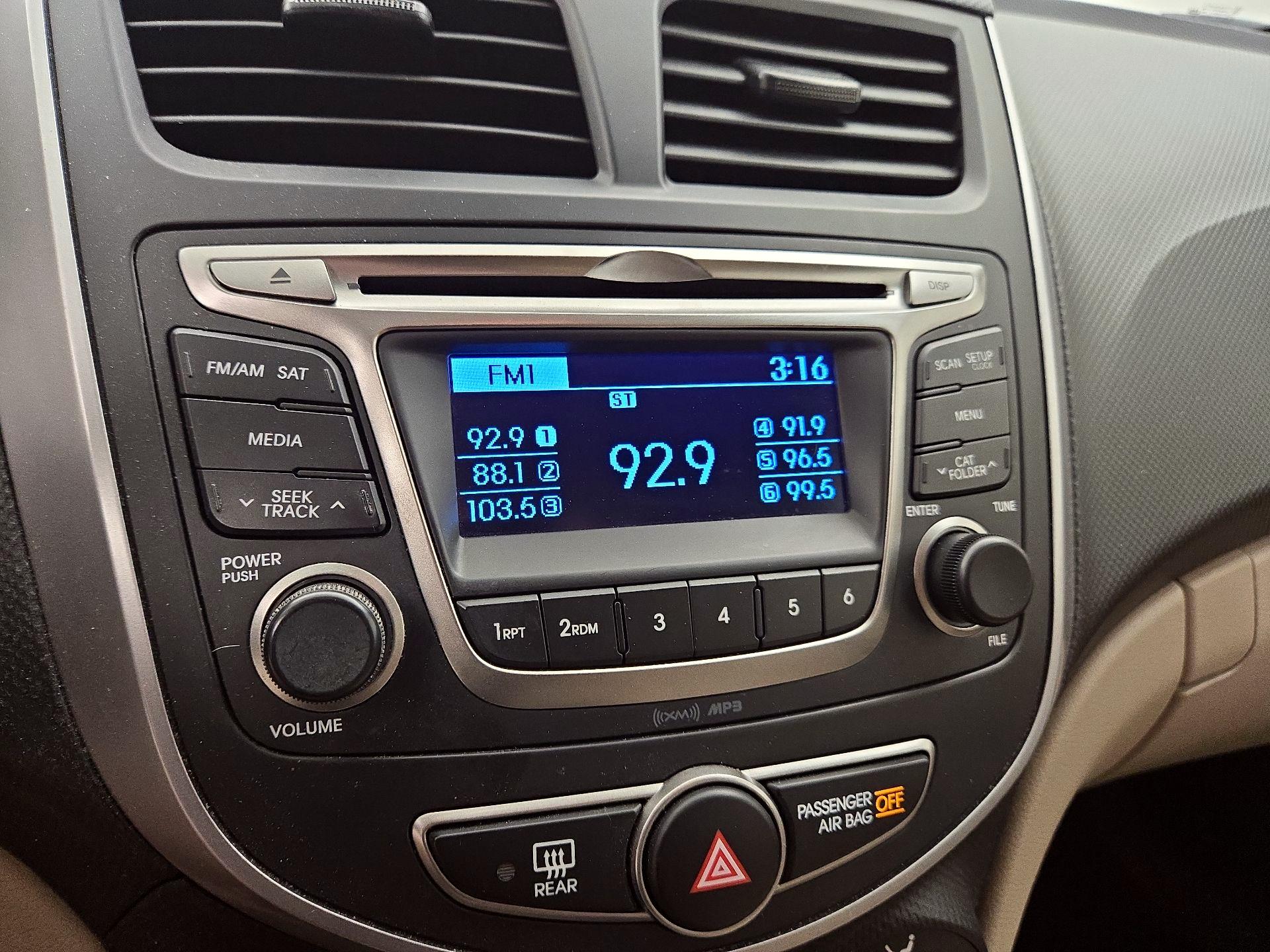 Thumbnail: 2016 Hyundai Accent - 14