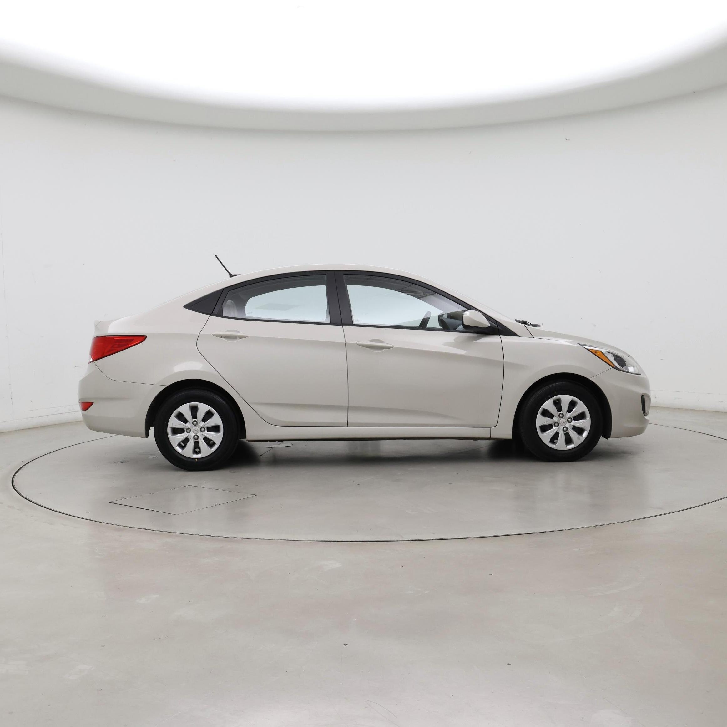 Thumbnail: 2016 Hyundai Accent - 7