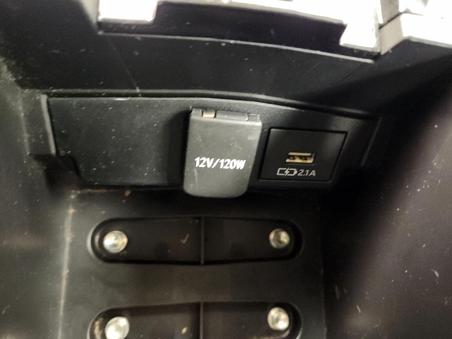 Thumbnail: 2021 Toyota Corolla - 18