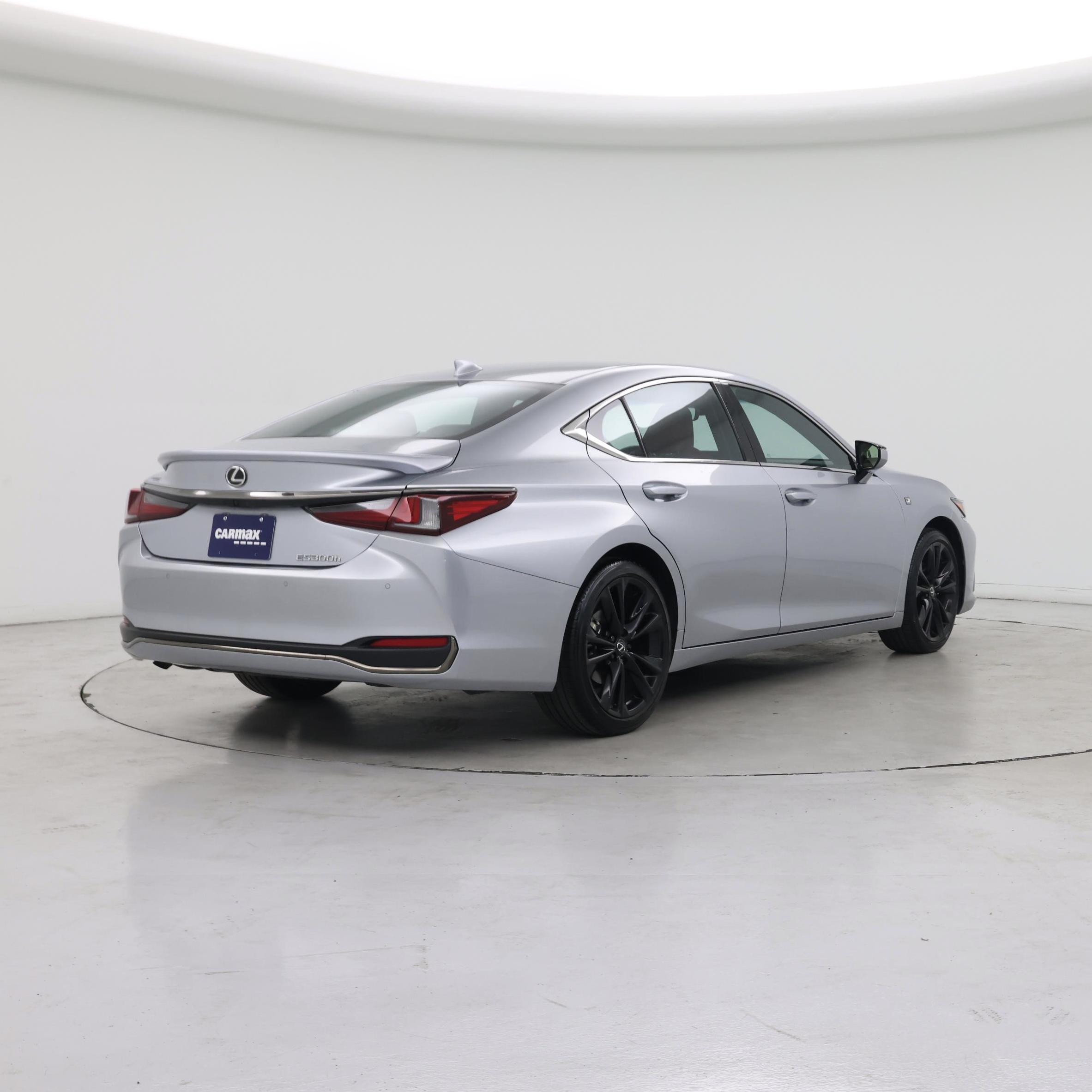 Thumbnail: 2023 Lexus ES - 8