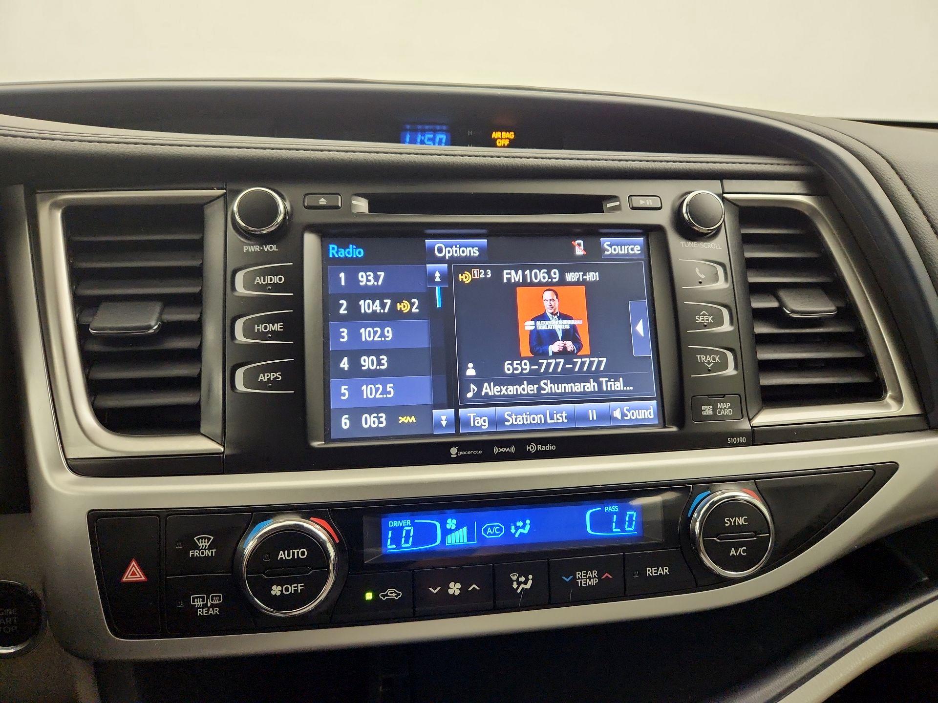Thumbnail: 2019 Toyota Highlander - 16