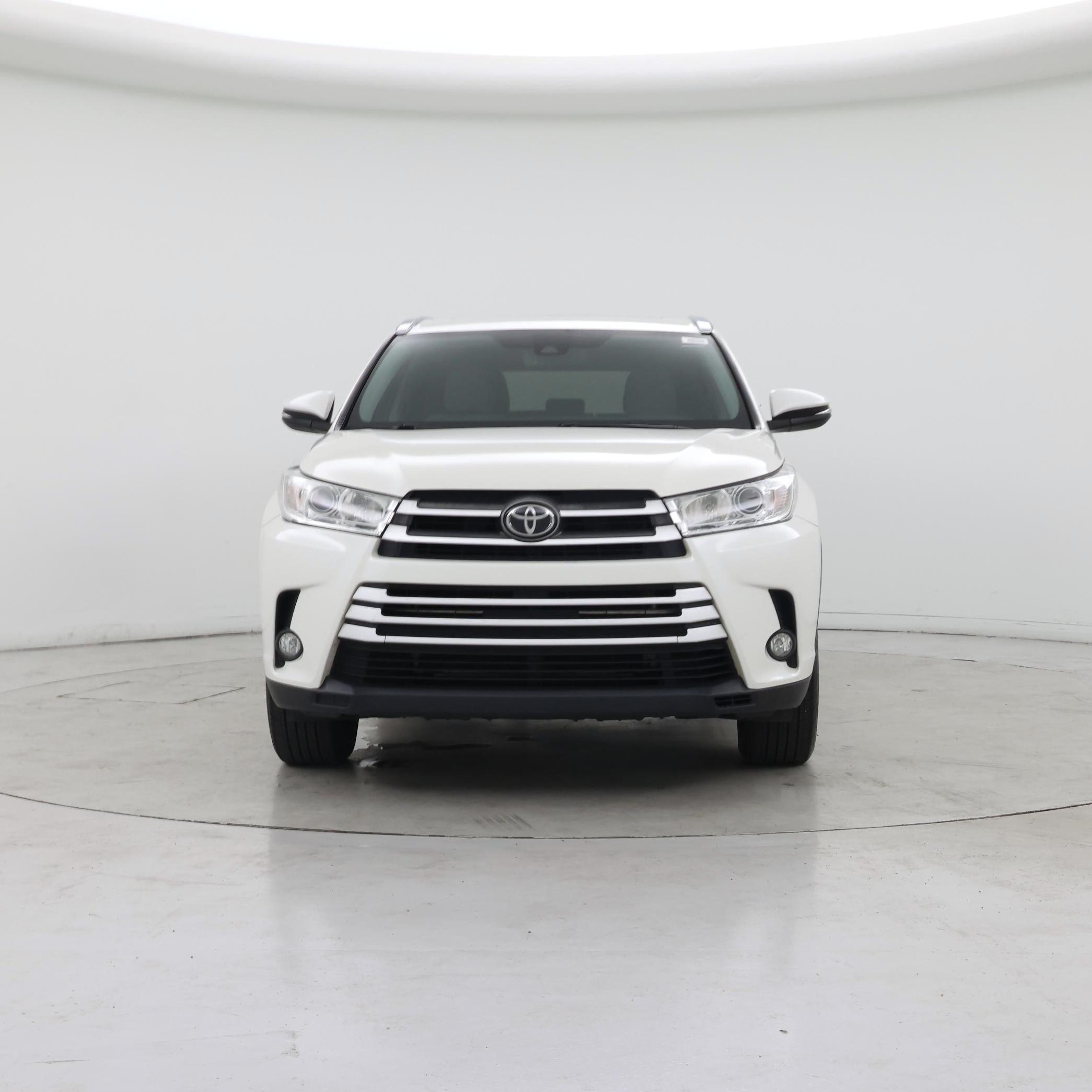 Thumbnail: 2019 Toyota Highlander - 5