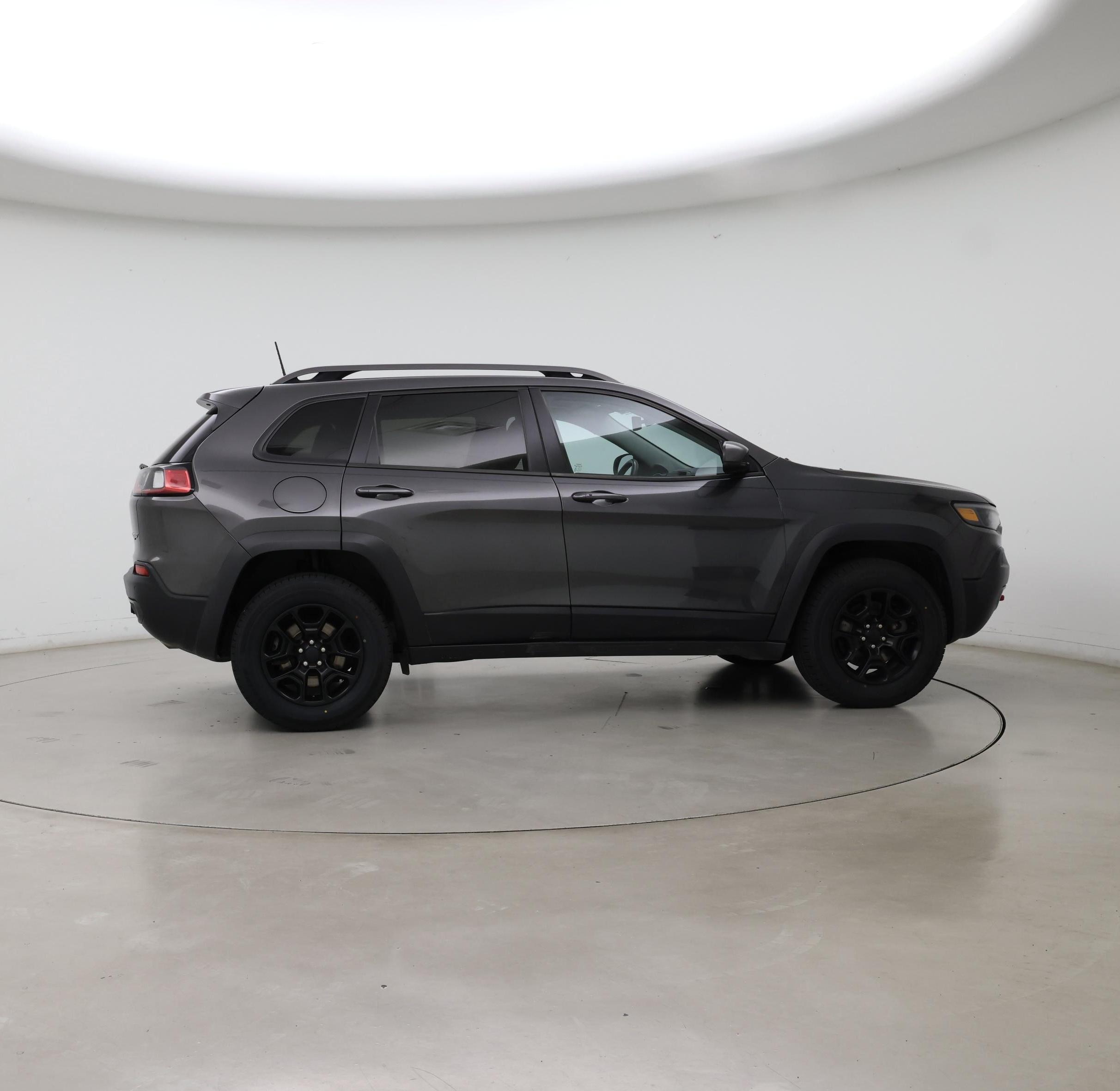 Thumbnail: 2019 Jeep Cherokee - 7