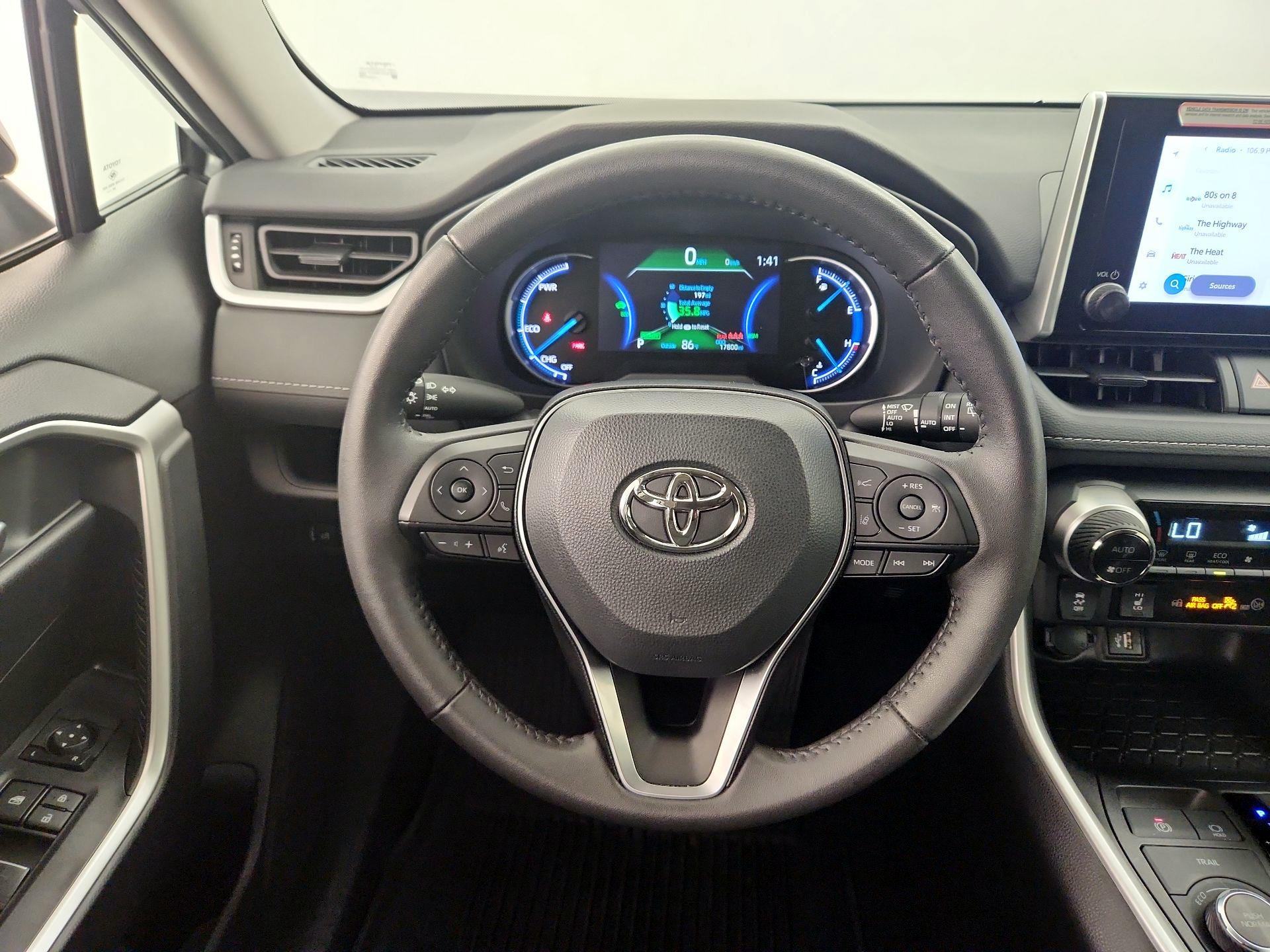 Thumbnail: 2024 Toyota RAV4 - 10