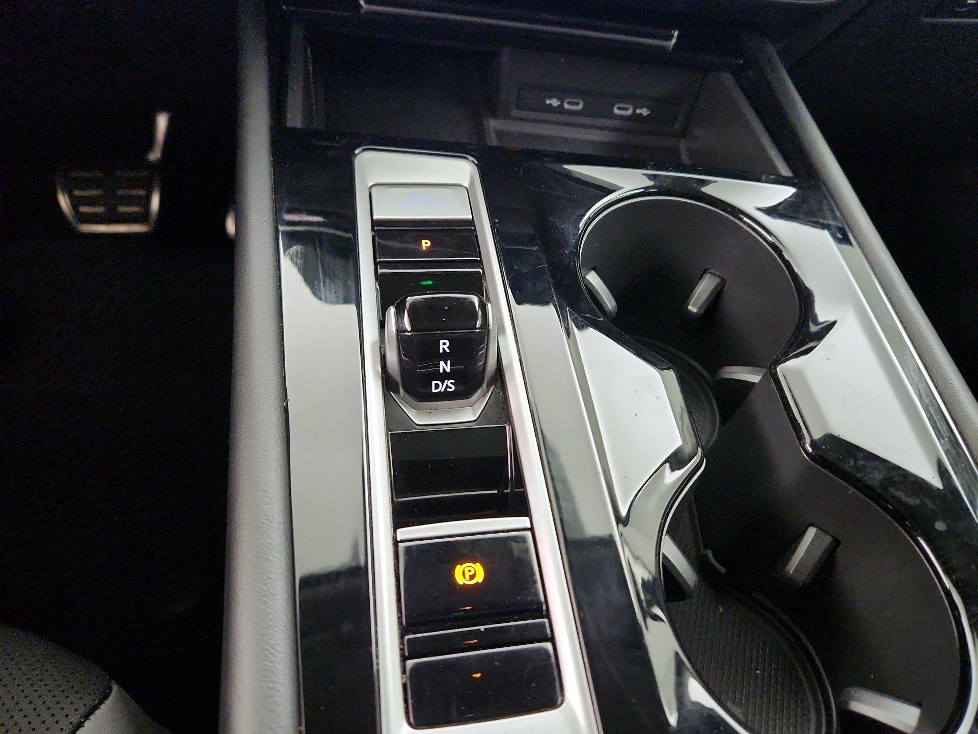 Thumbnail: 2024 Volkswagen Atlas - 17