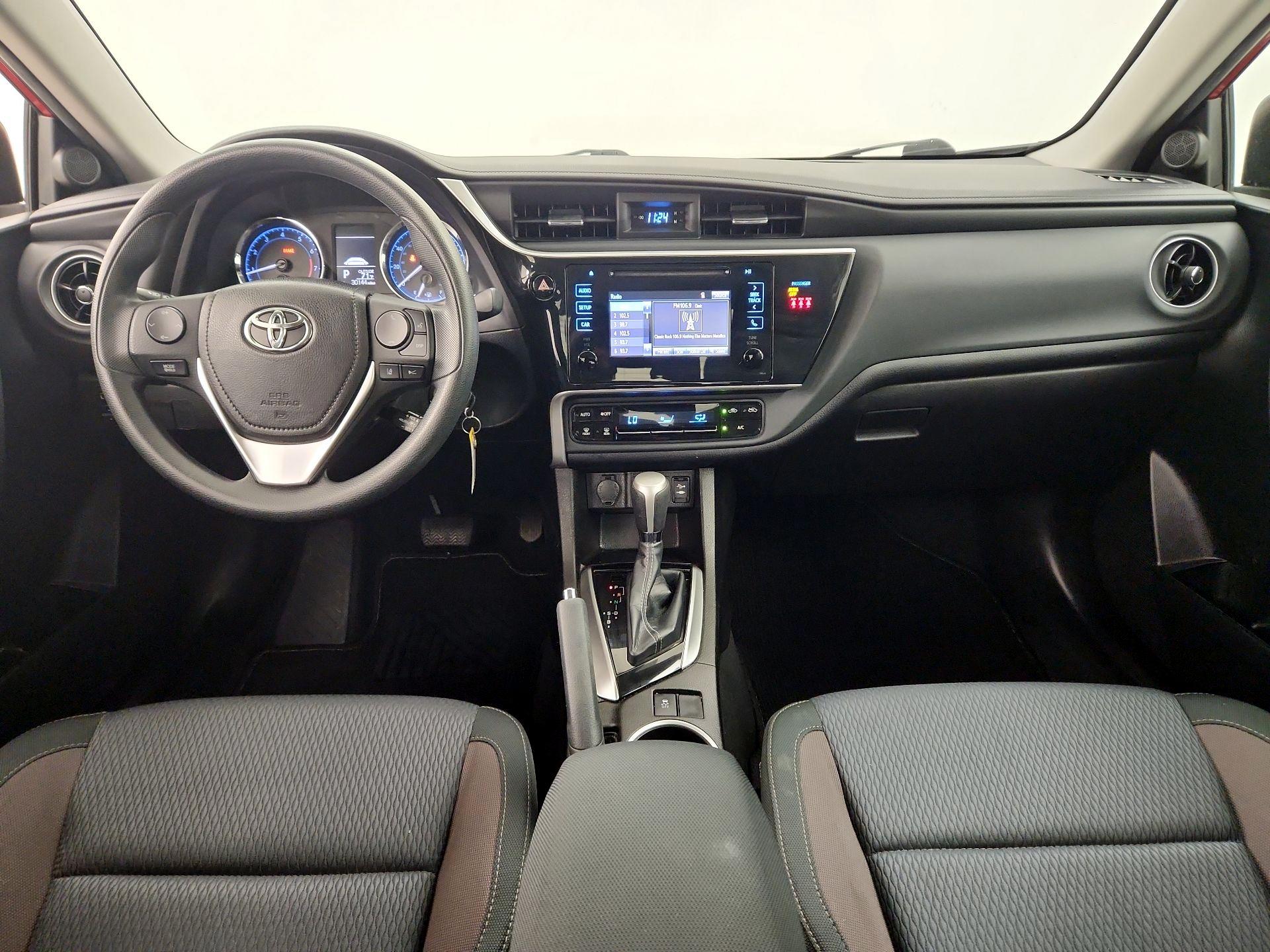 Thumbnail: 2018 Toyota Corolla - 9