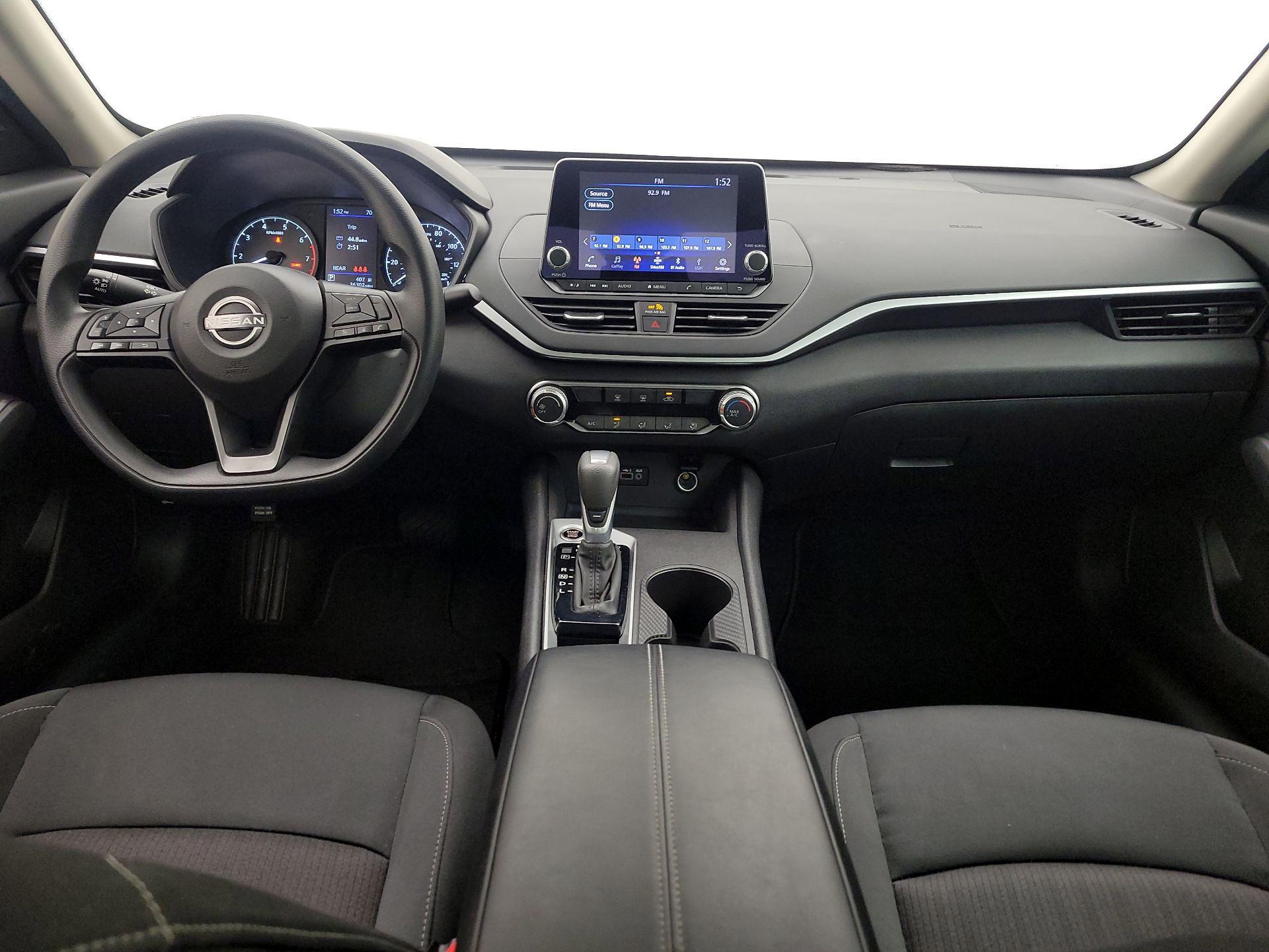 Thumbnail: 2025 Nissan Altima - 9