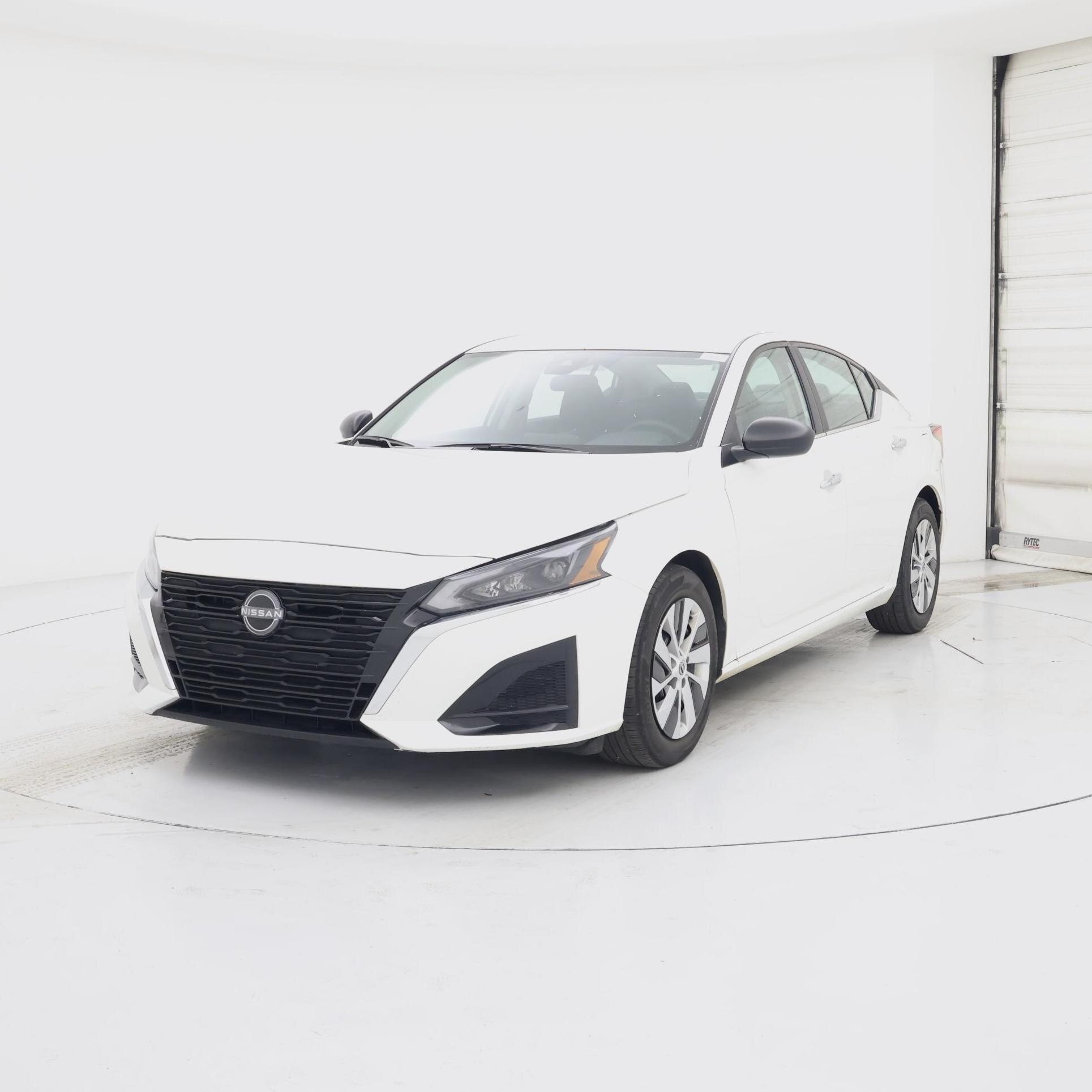Thumbnail: 2025 Nissan Altima - 4