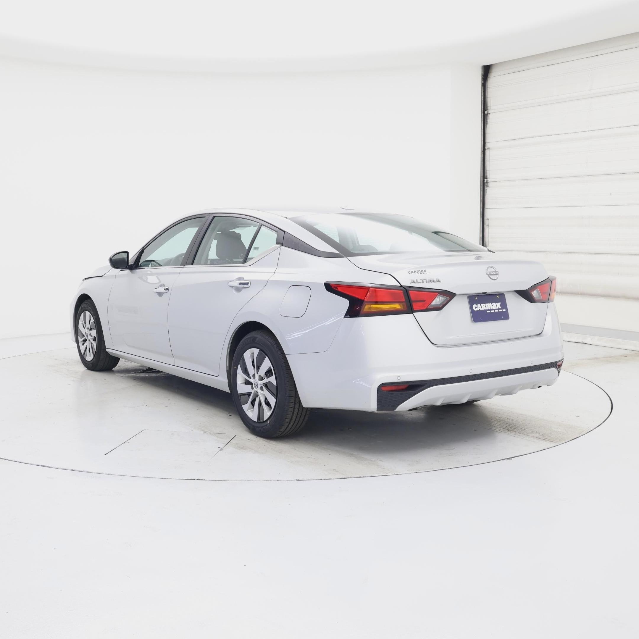Thumbnail: 2025 Nissan Altima - 2