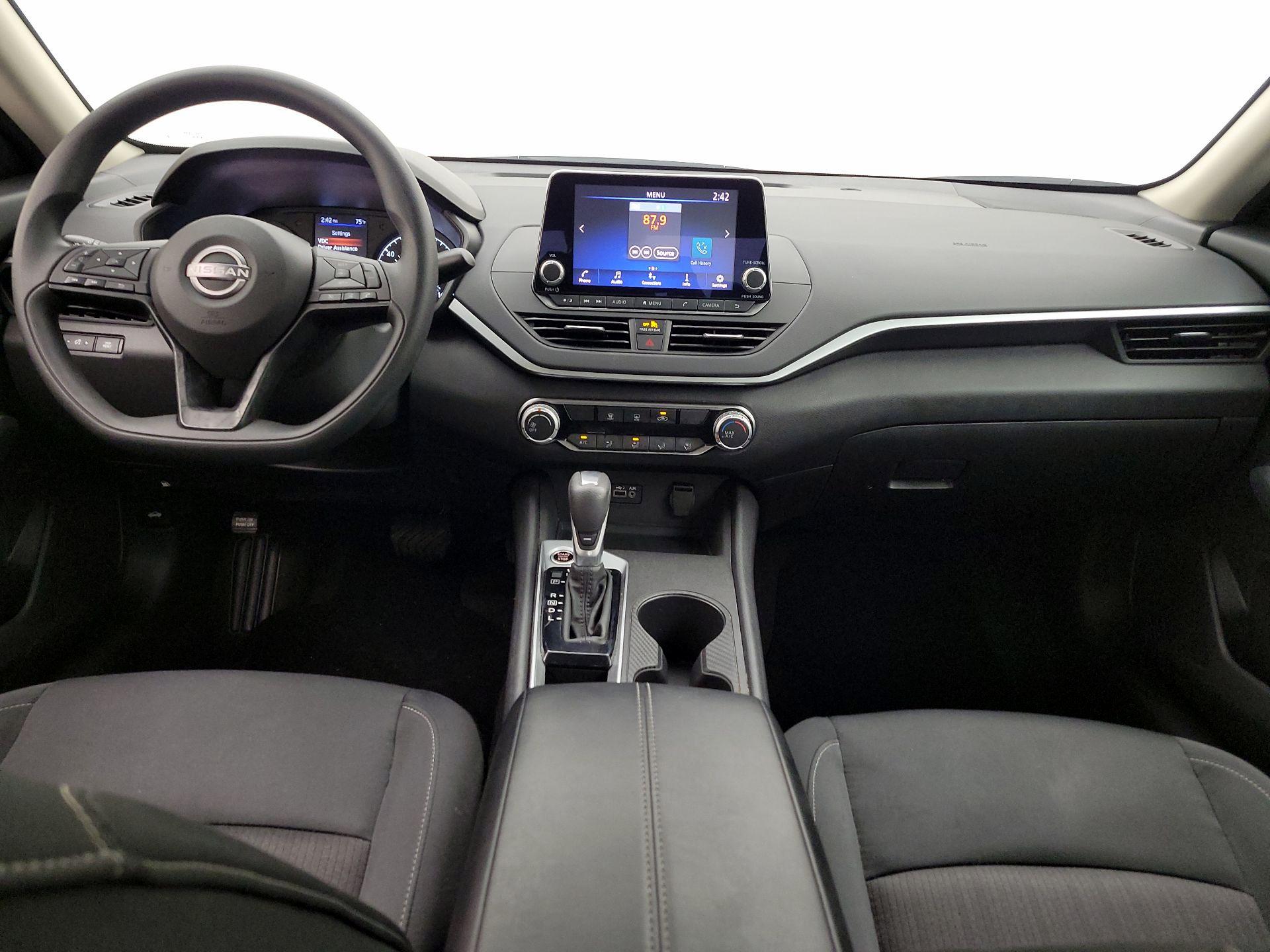 Thumbnail: 2025 Nissan Altima - 9