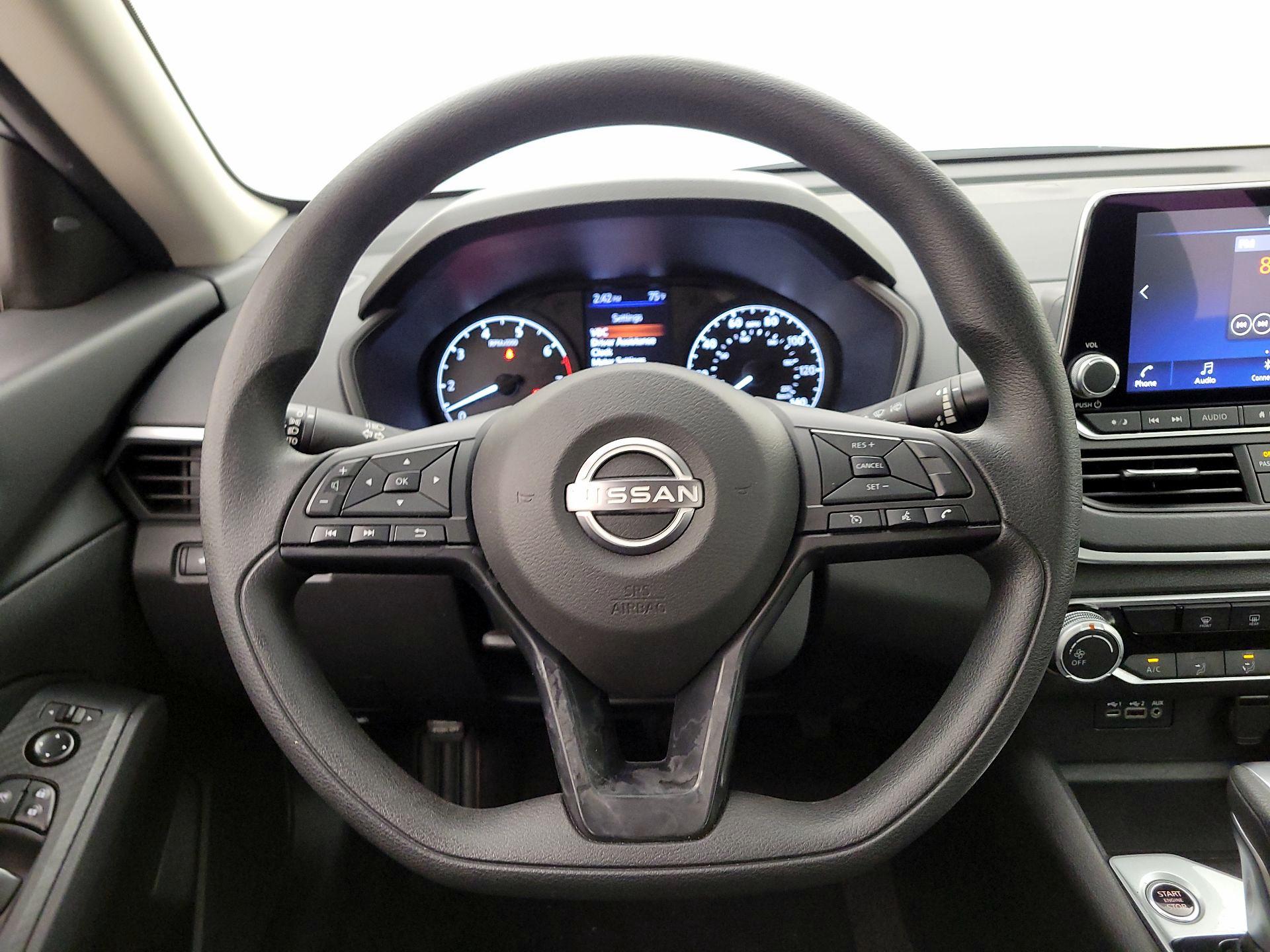Thumbnail: 2025 Nissan Altima - 10