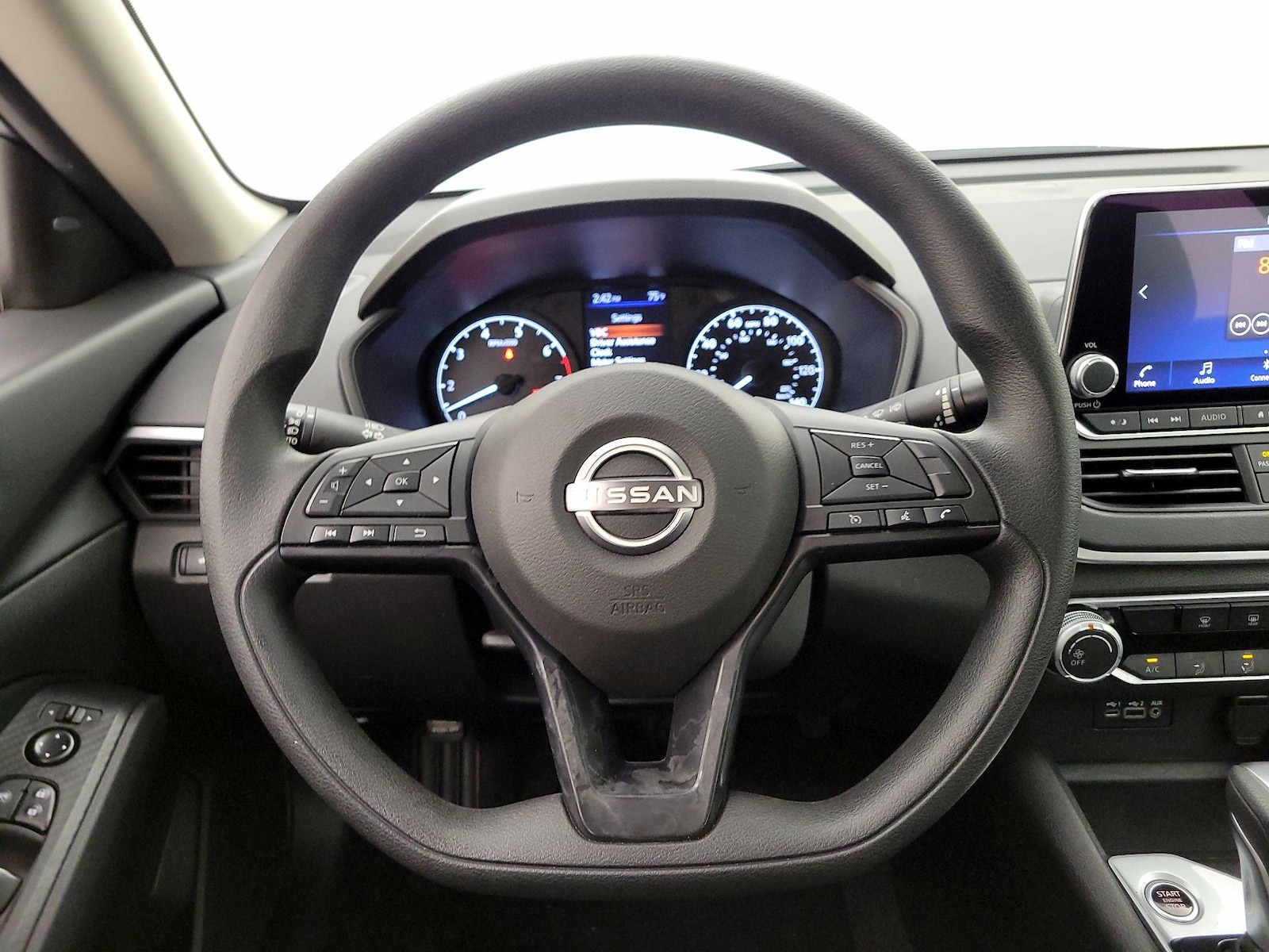 2025 Nissan Altima S - Photo 11